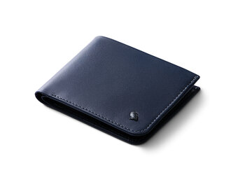 Bellroy Hide & Seek navy