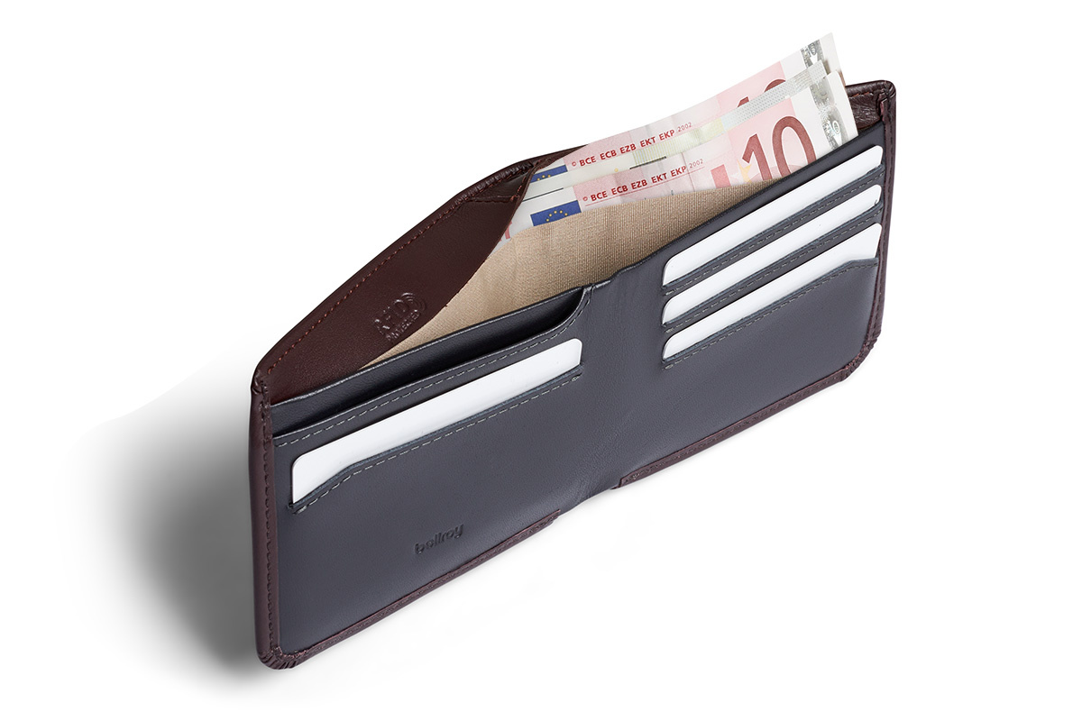 Bellroy Hide & Seek deep plum