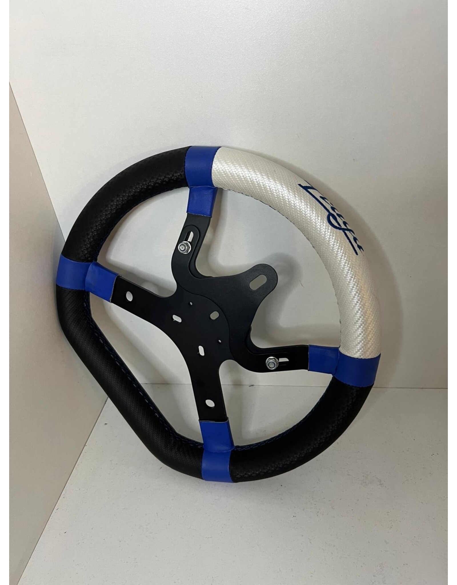 Used Praga steering wheel 33.5CM