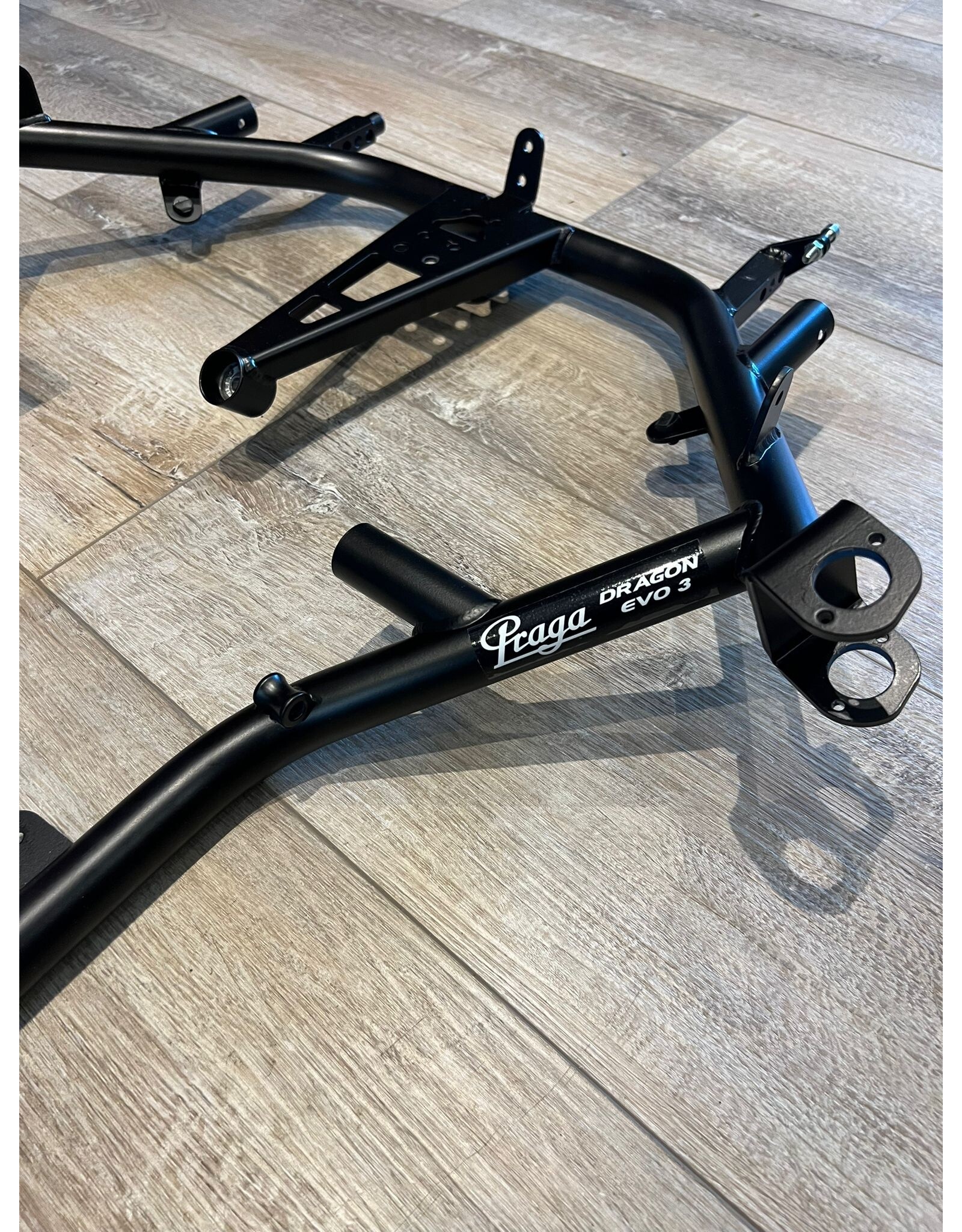 Praga Praga Dragon EVO 3 bare frame
