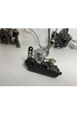 Used Lenzokart KZ front brake system with stub axles and hubs