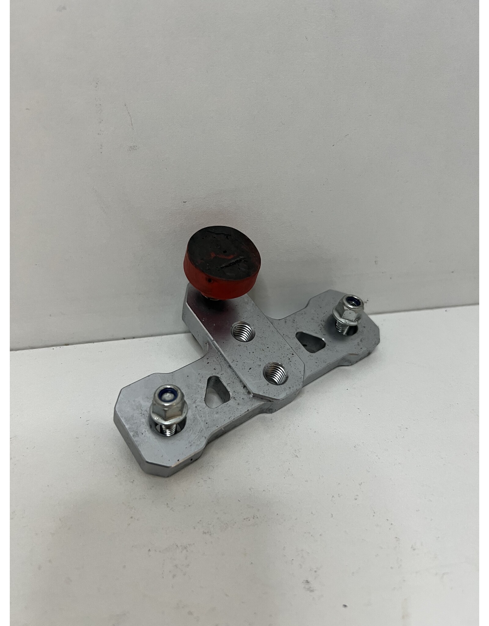 Used LenzoKart KZ chain strecher