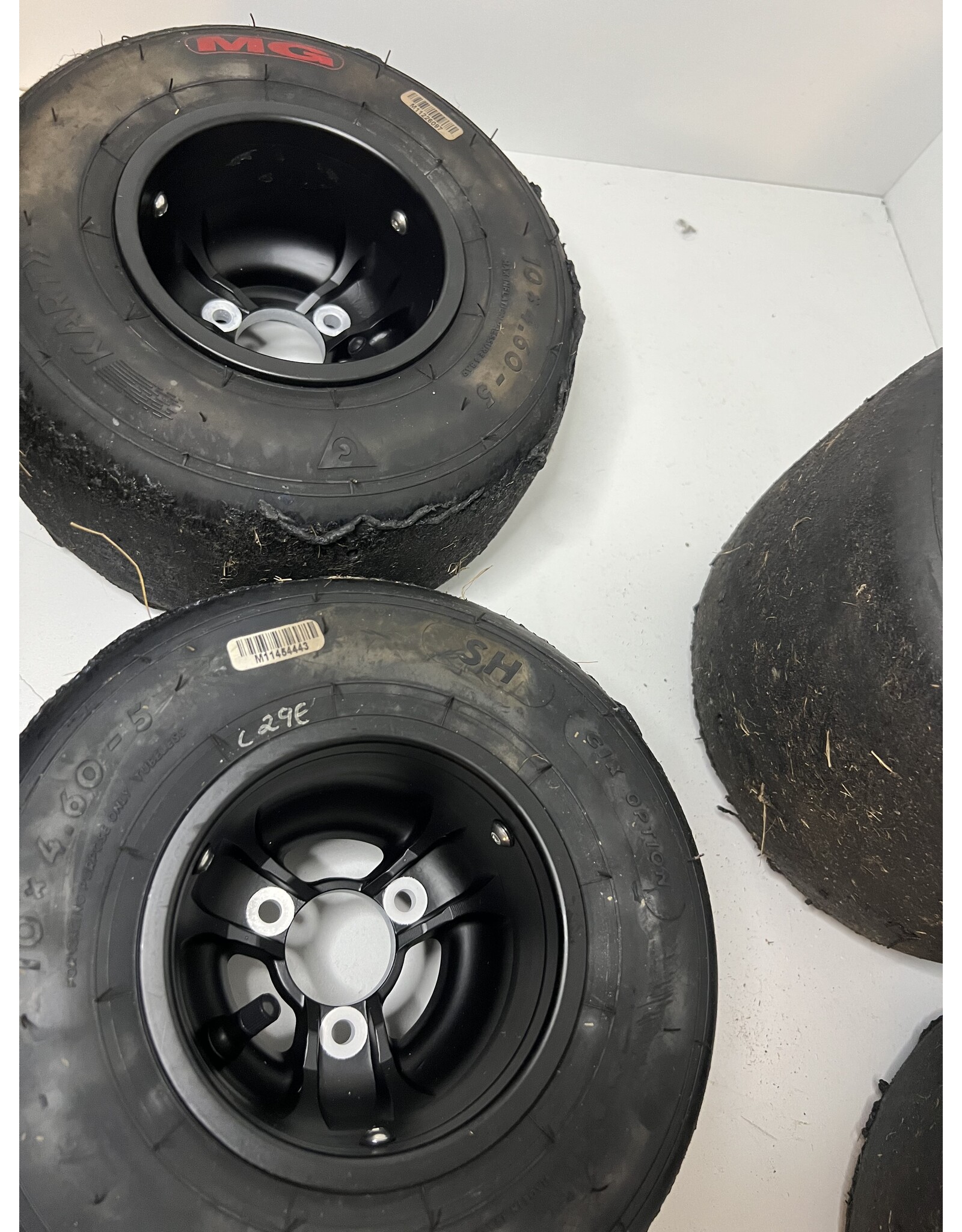 Gebruikt MG SH slicks banden met Nieuwe Magnesium velgen velgen 130-212MM