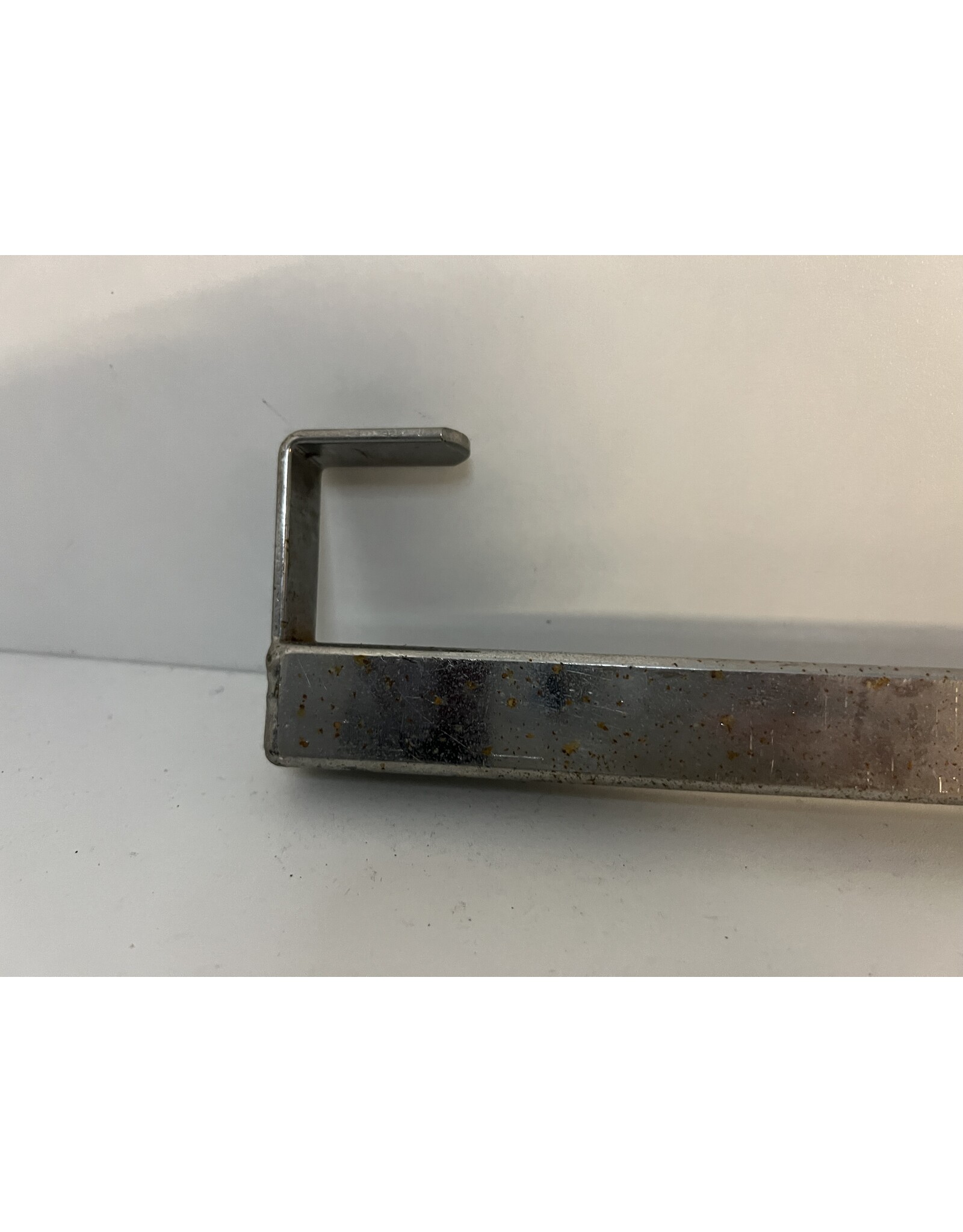 Used RR Seat mounting tool
