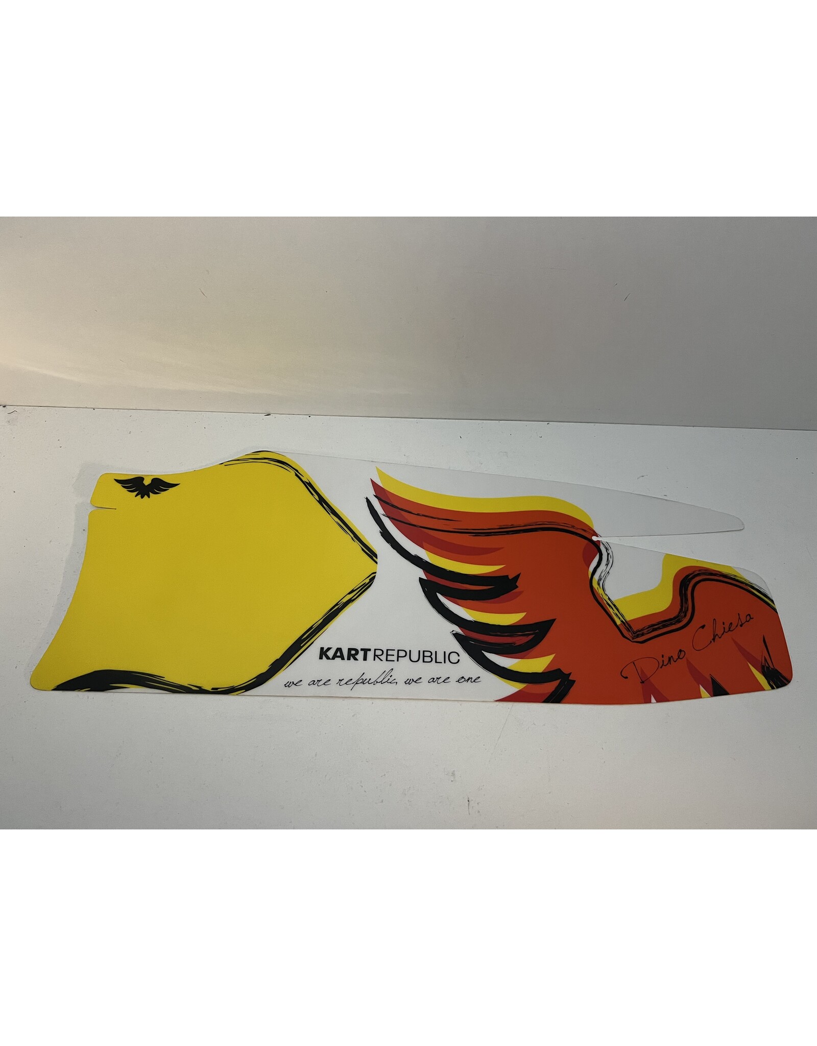 Kart Republic zijbak sticker rechts