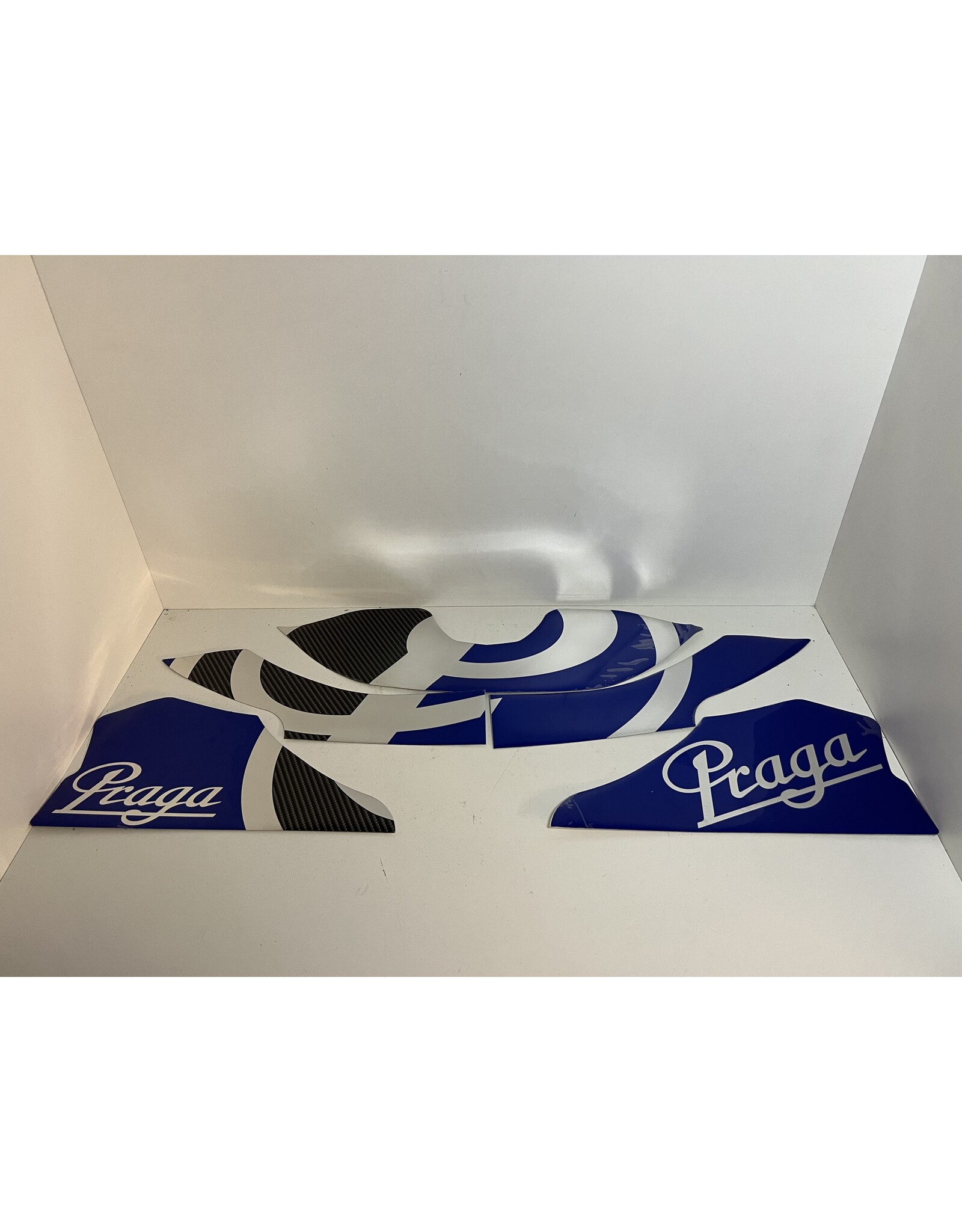 Praga zijbak sticker rechts - KG 507 - Copy