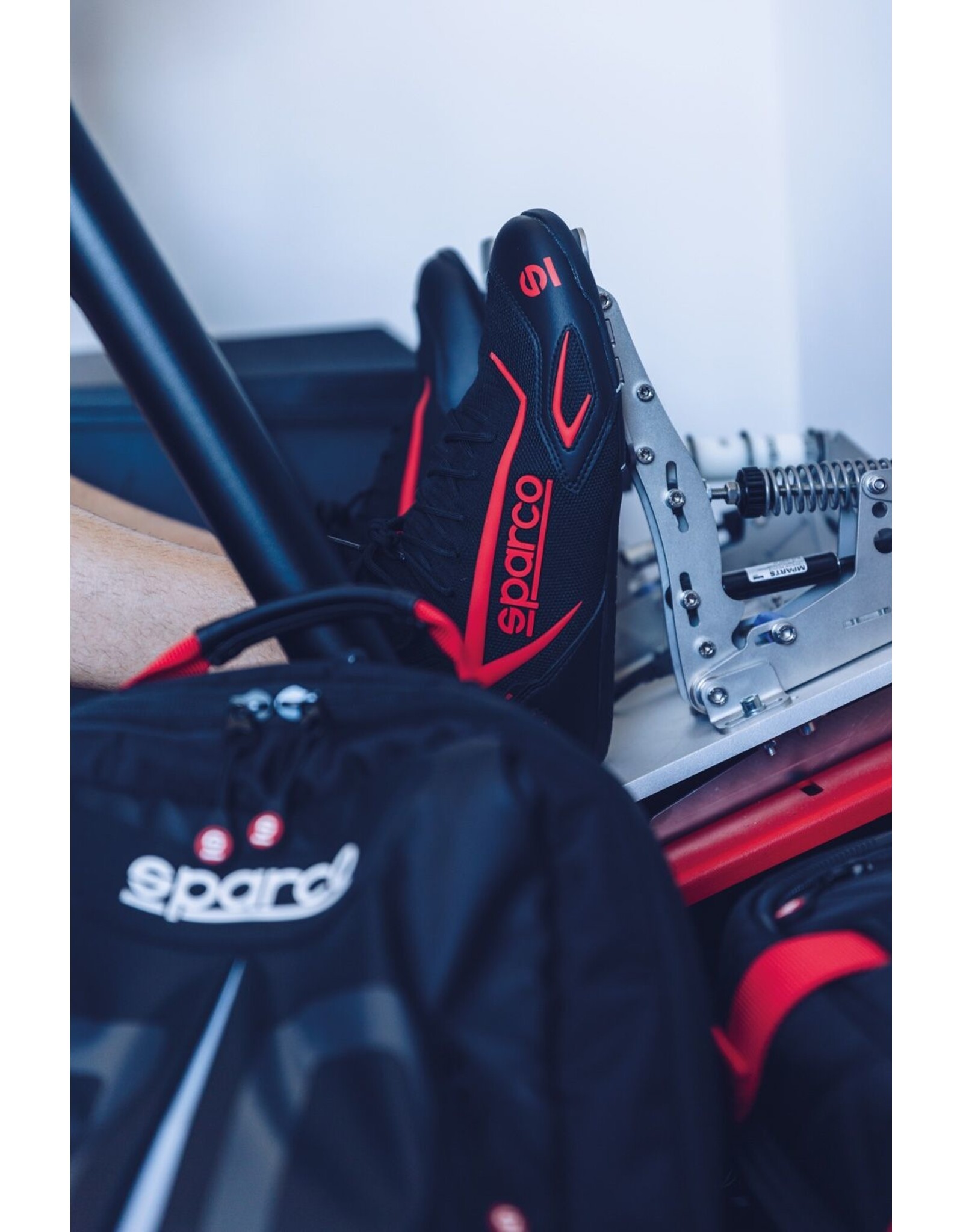 Sparco Sparco Gaming shoes Hyperdrive zwart / fluor rood