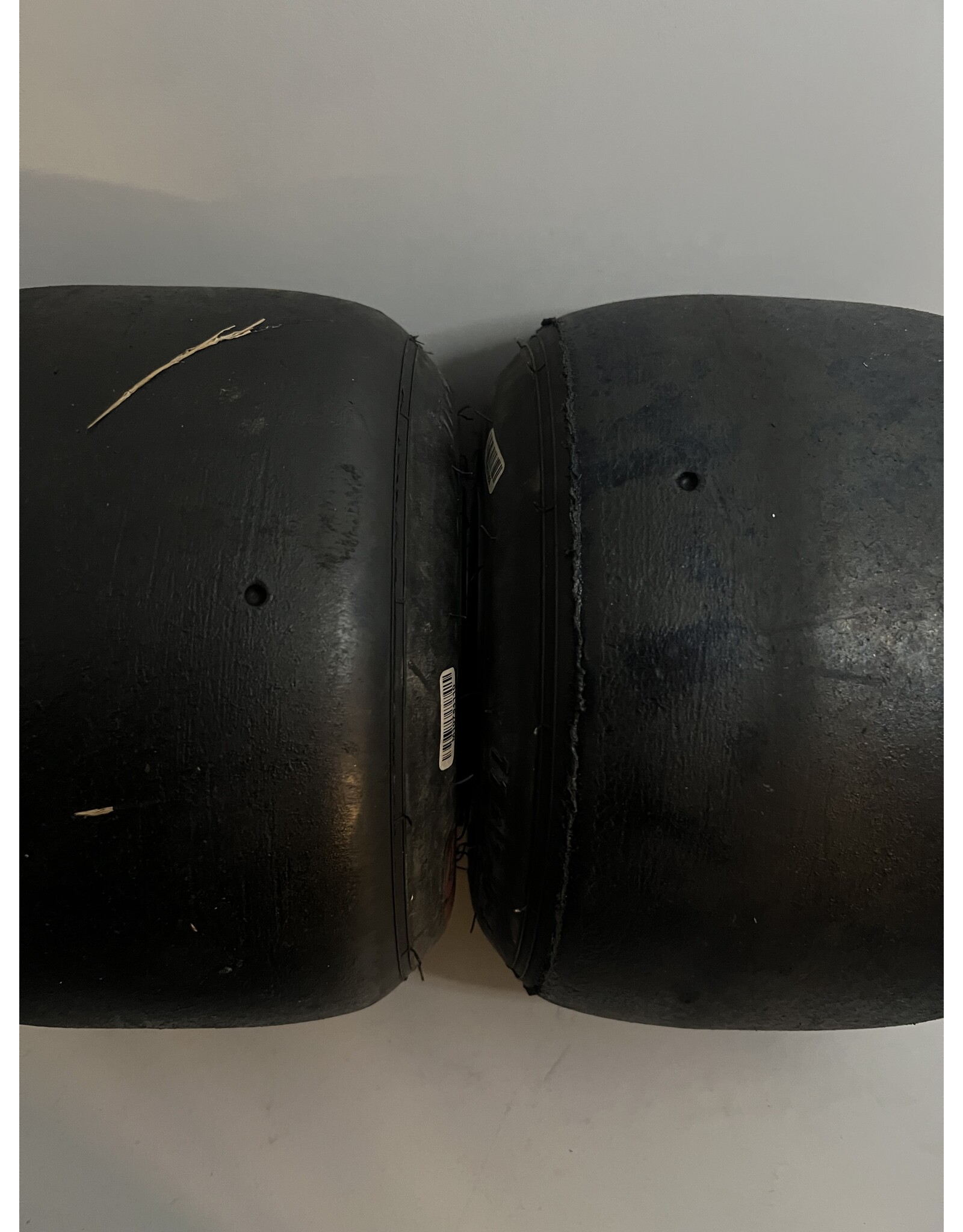 Used Set MG SH tires with new magnesium rims