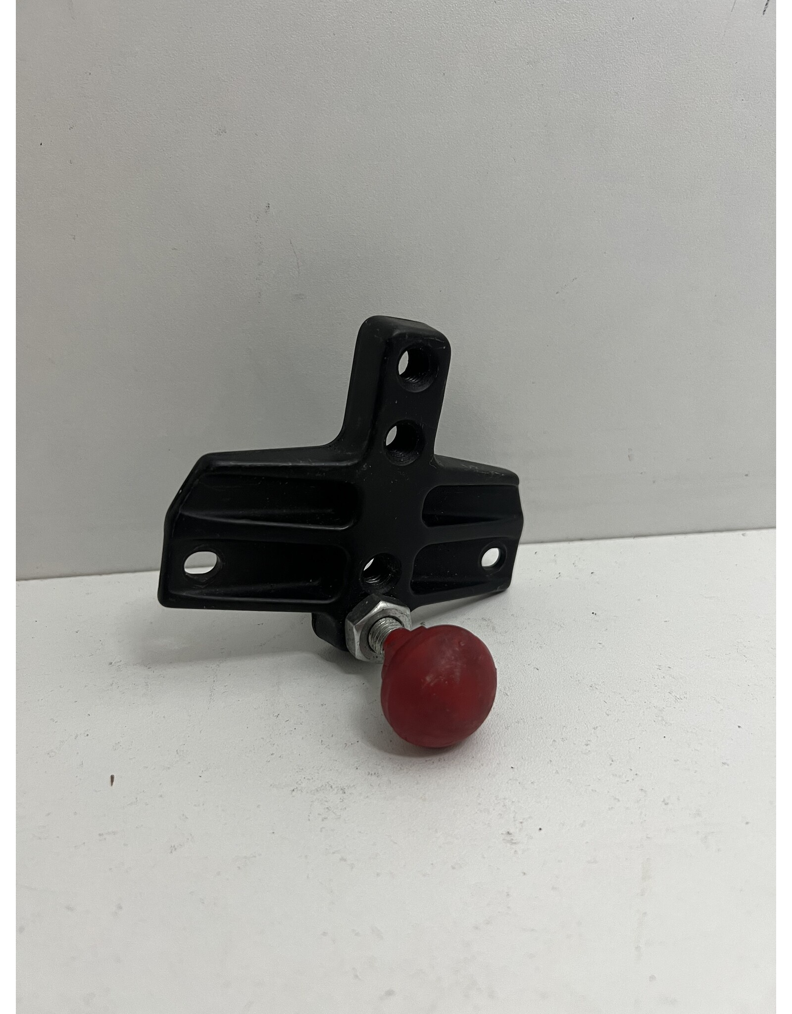 Used CRG Chain strecher