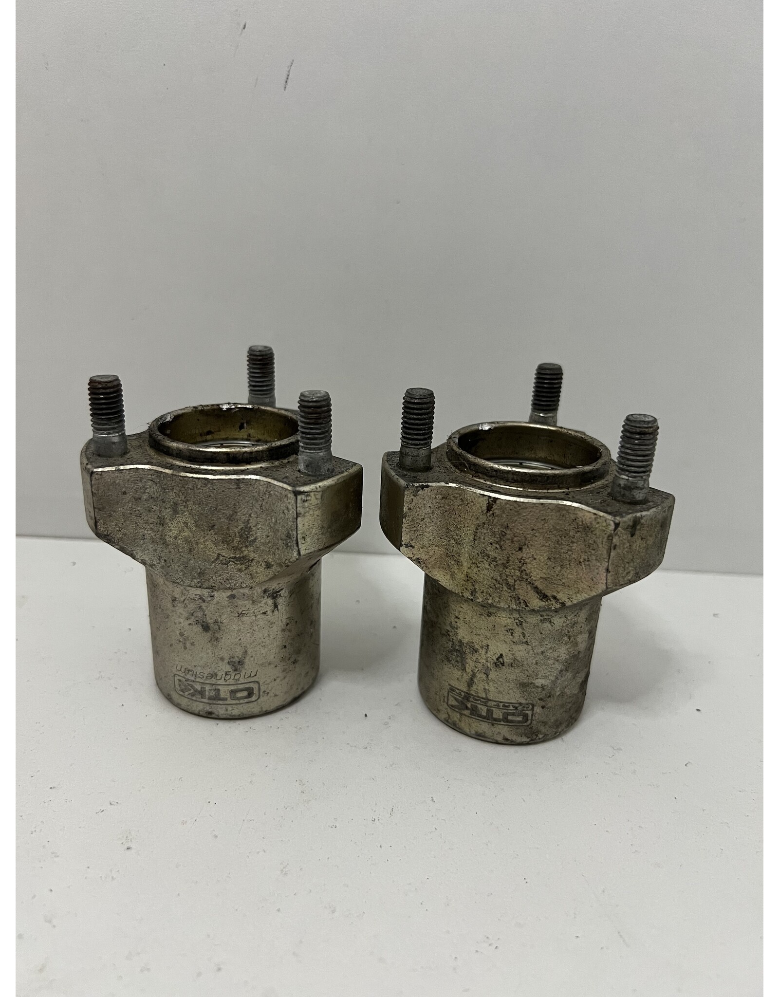 Gebruikt OTK Magnesium voor naaf set 17 x 70MM