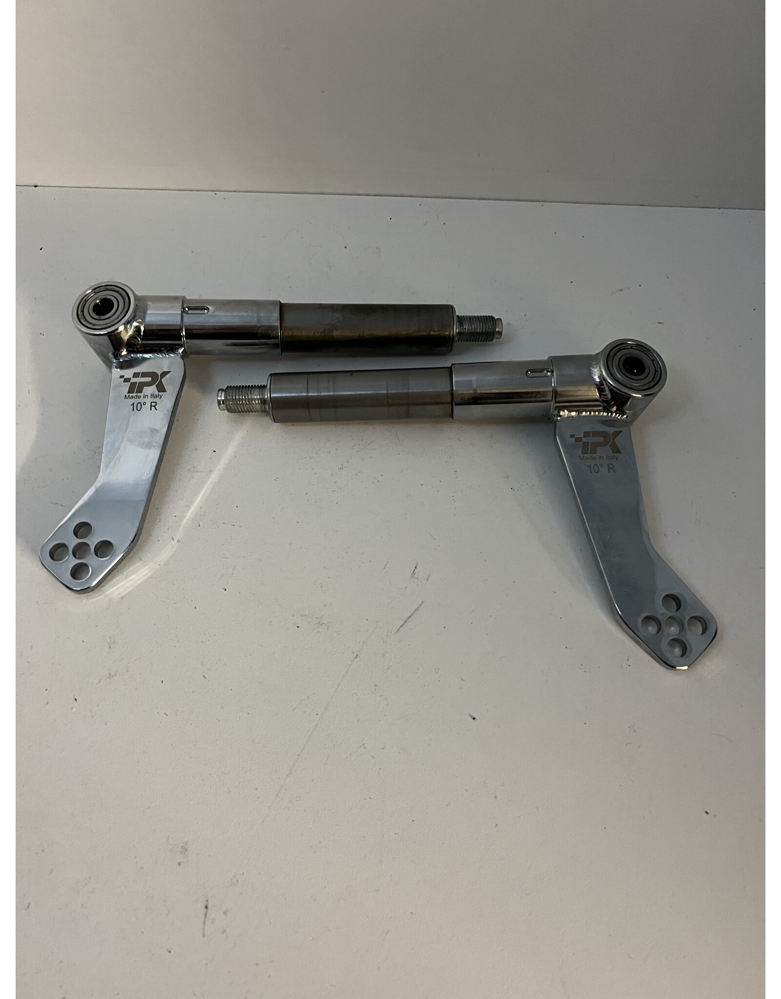 Used IPK Stub axle set 25MM - 10MM Bearings