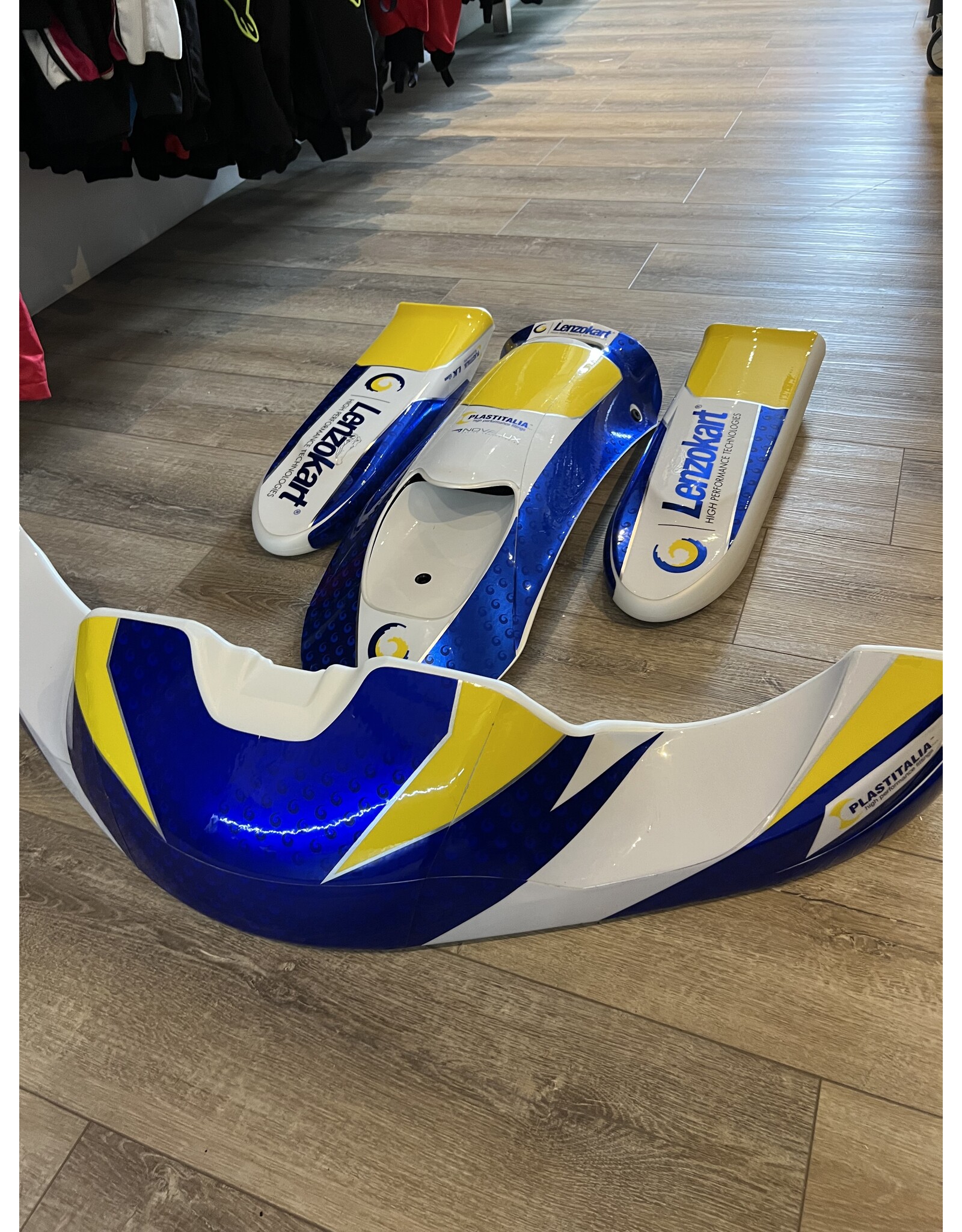 KG KG 507 / 508 Bodywork set compleet met LenzoKart Stickerset