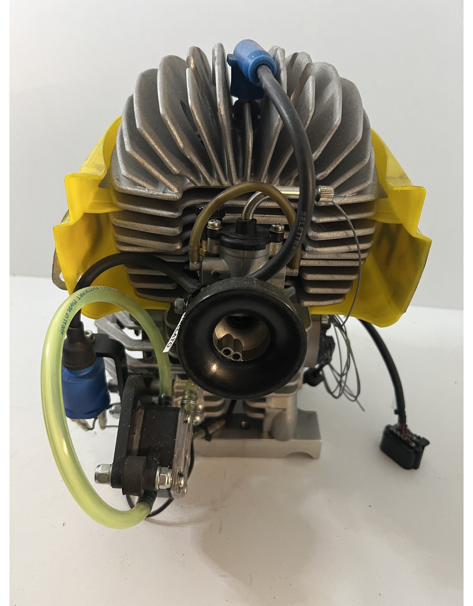 LKE Used HTL LKE Engine R14 60CC Complete