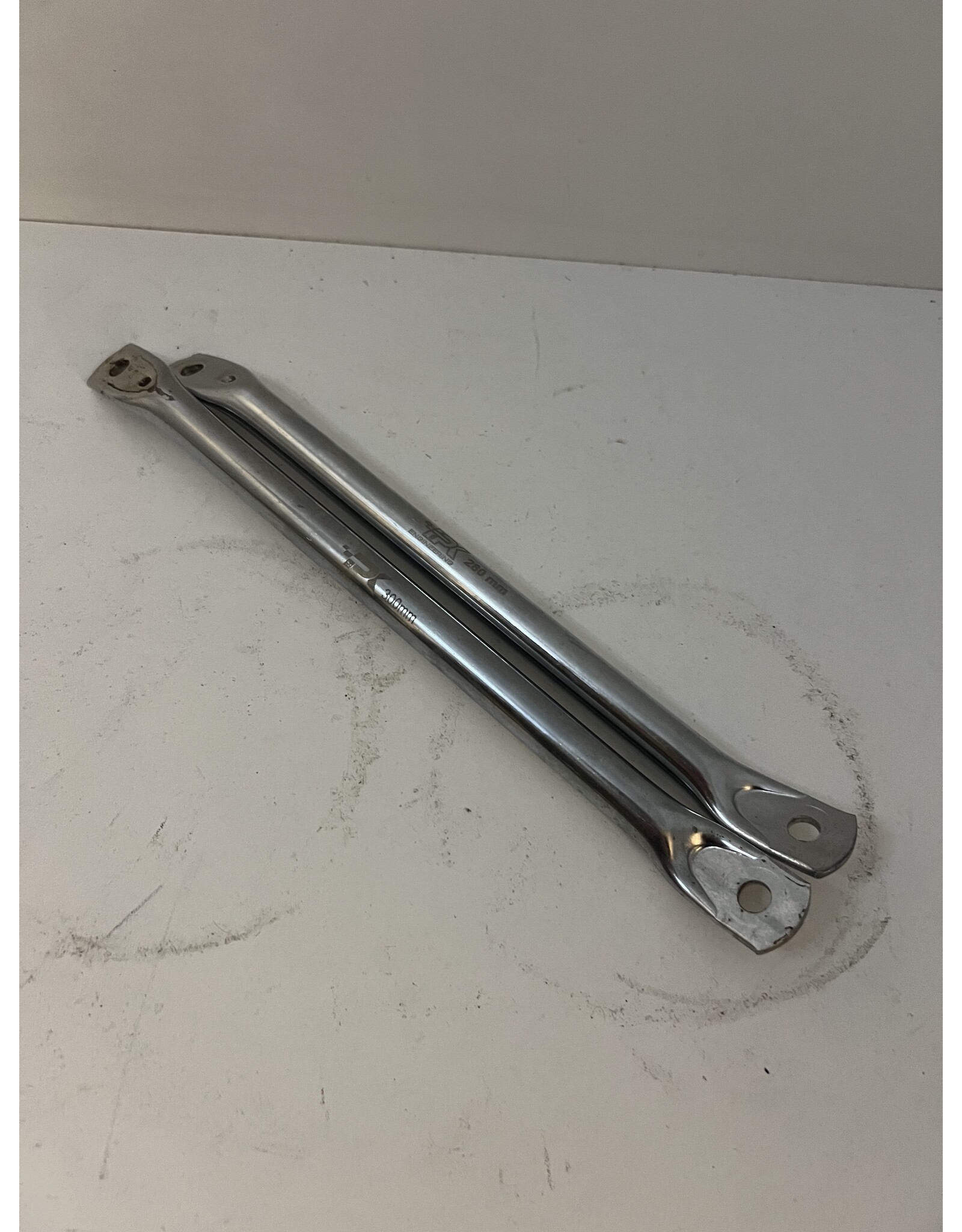 Used IPK seat support set 1x300MM / 1x 280MM