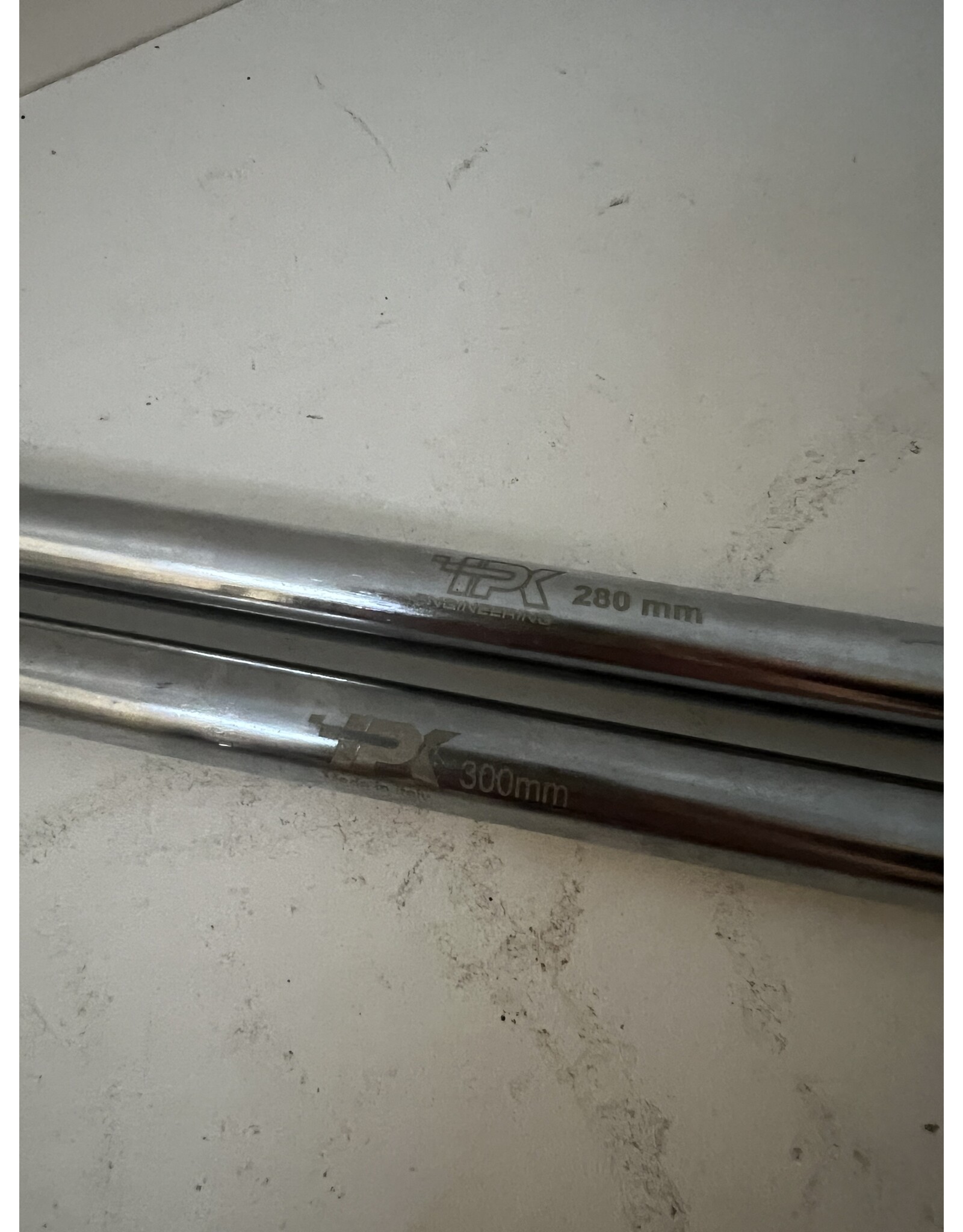Used IPK seat support set 1x300MM / 1x 280MM