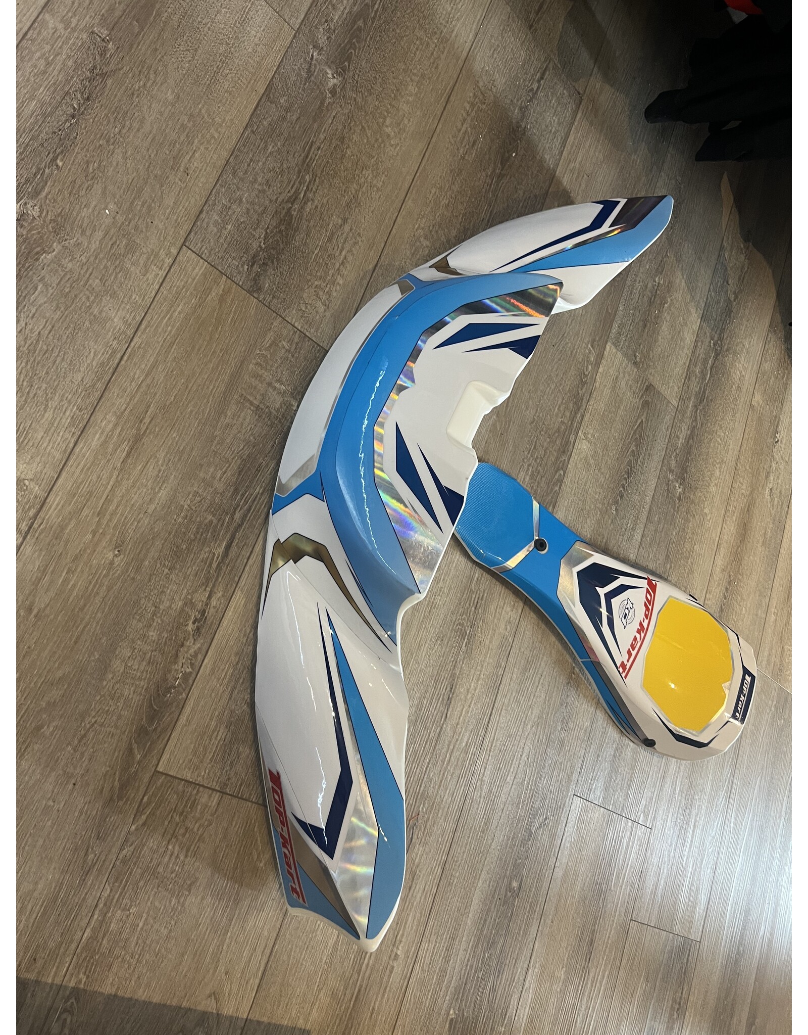 KG 506 voorbumper + Panel met Top Kart stickers