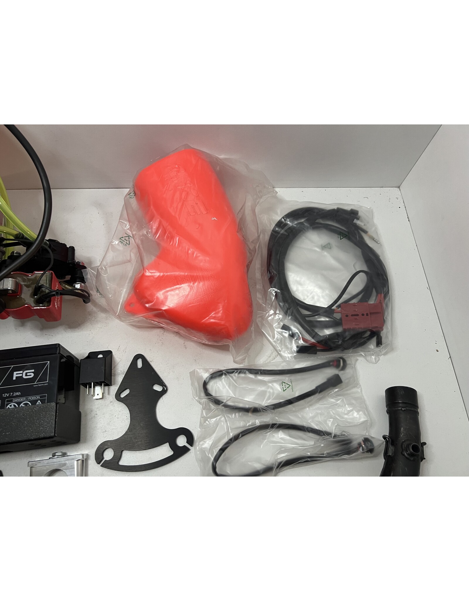 LKE Used LKE Engine R16 60CC Complete - Factory Tuned