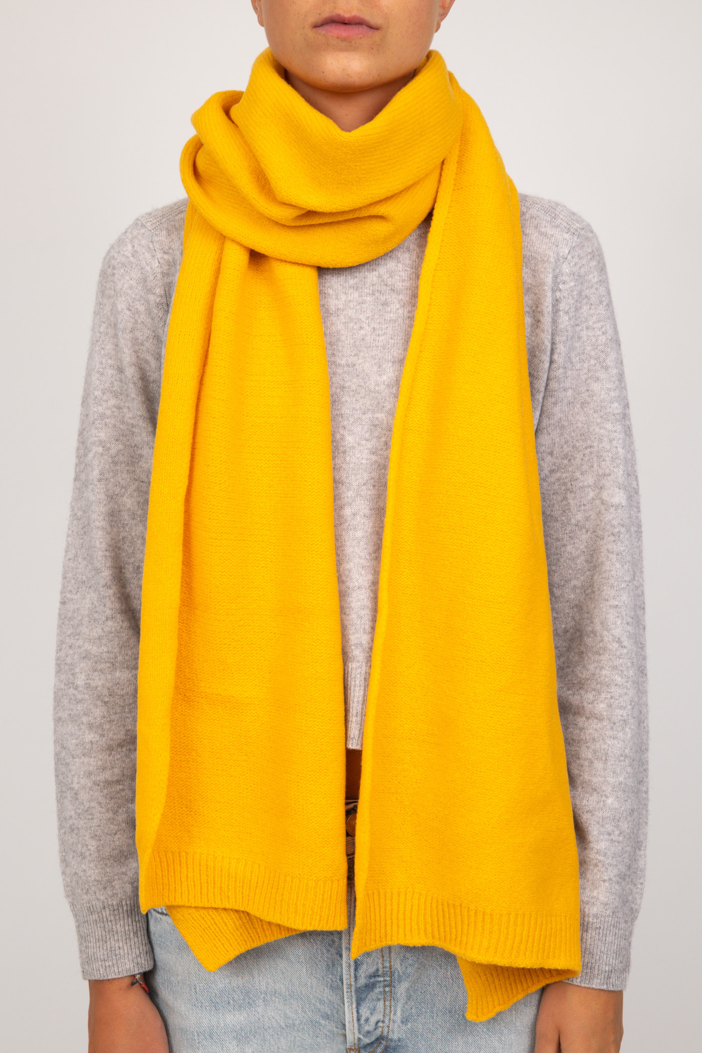 JEFF SCARF IN YELLOW-2