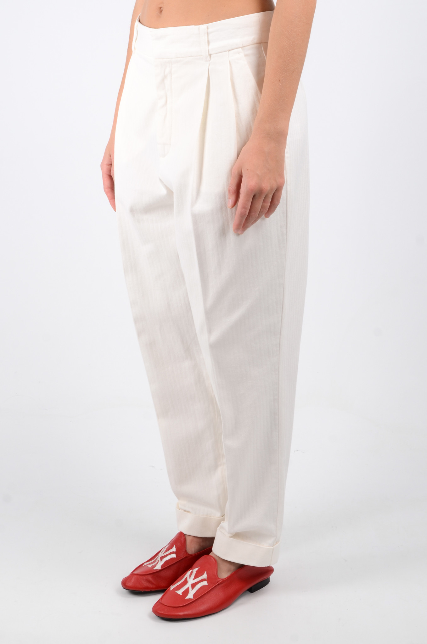 Punat Trousers in White-5