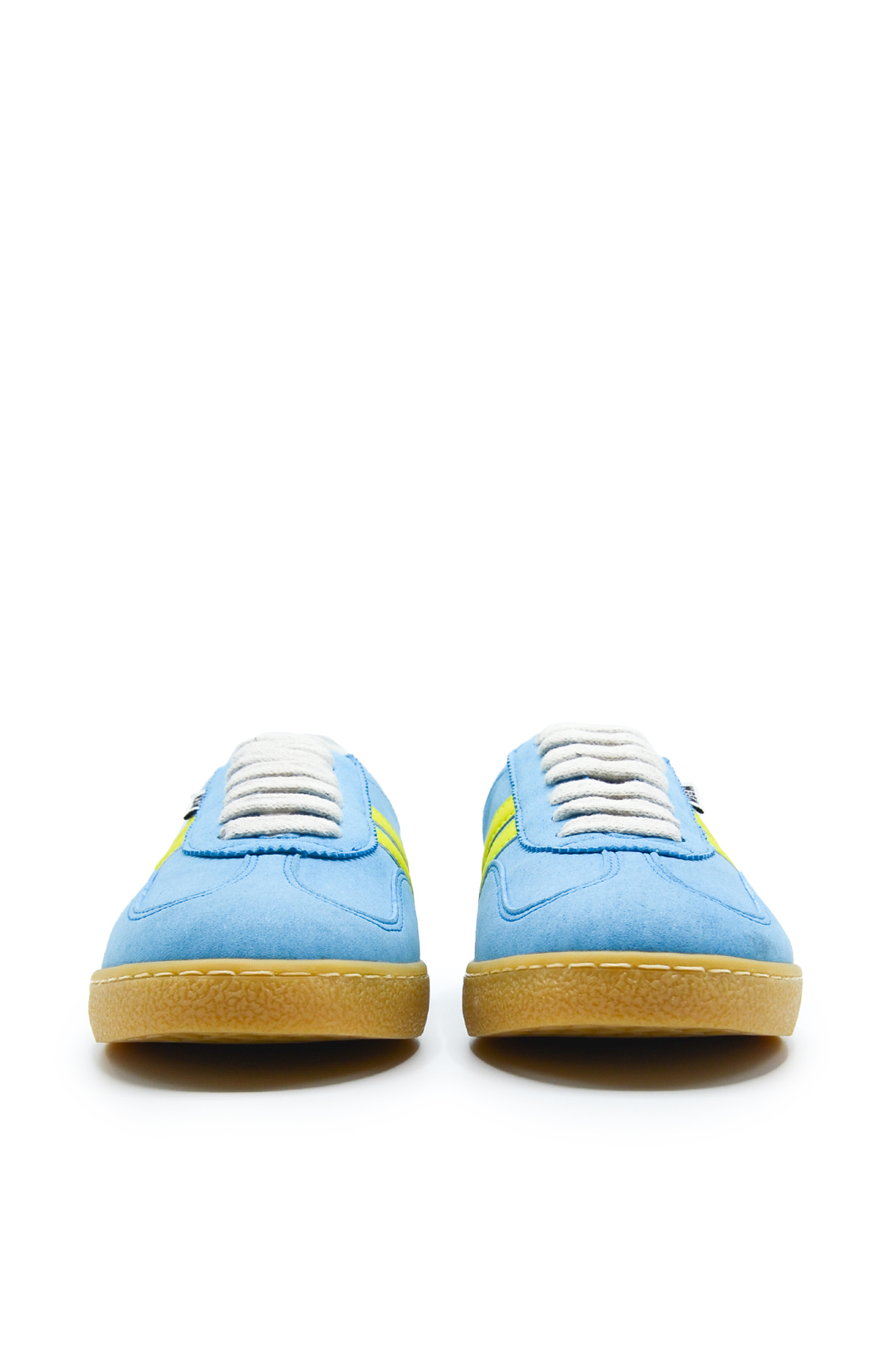 Retro Sneakers in Light Blue-9