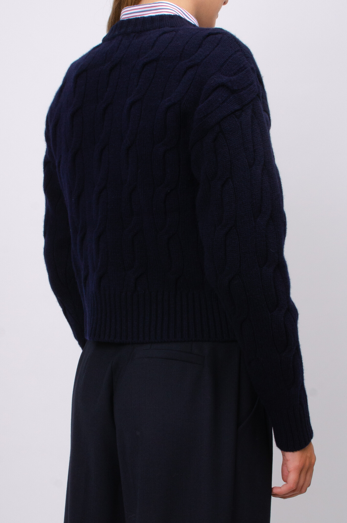 Lass Cable Knit in Navy-5