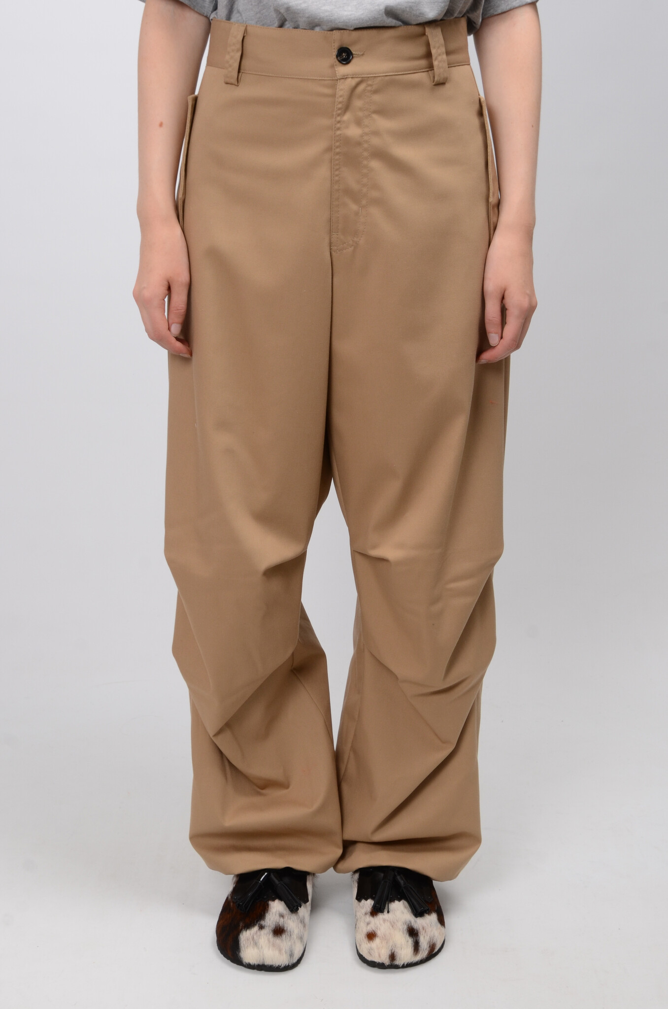 Parachute-Style, Baggy Trousers in Sand-3