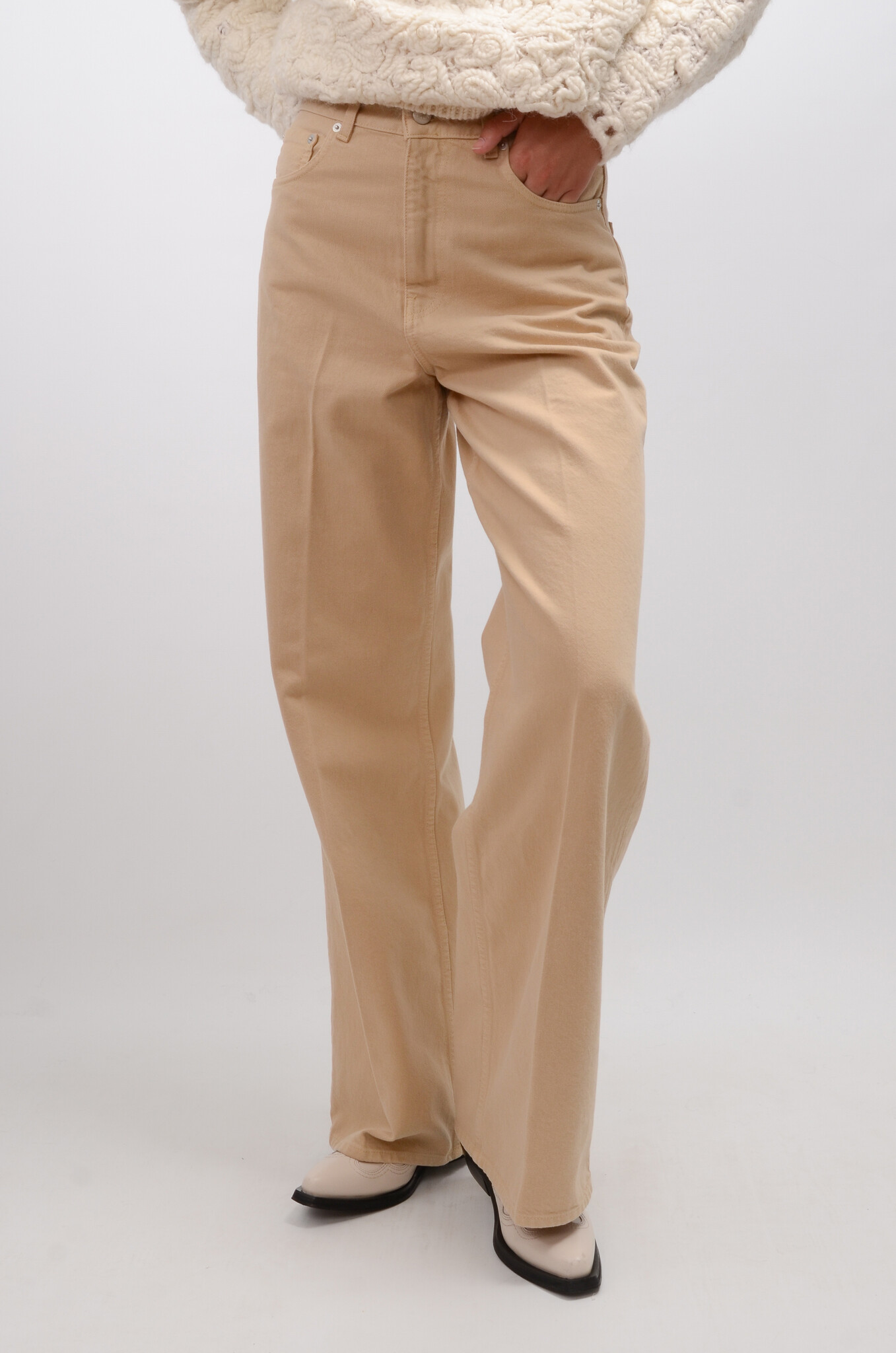 Enca Denim Trousers in Beige-7