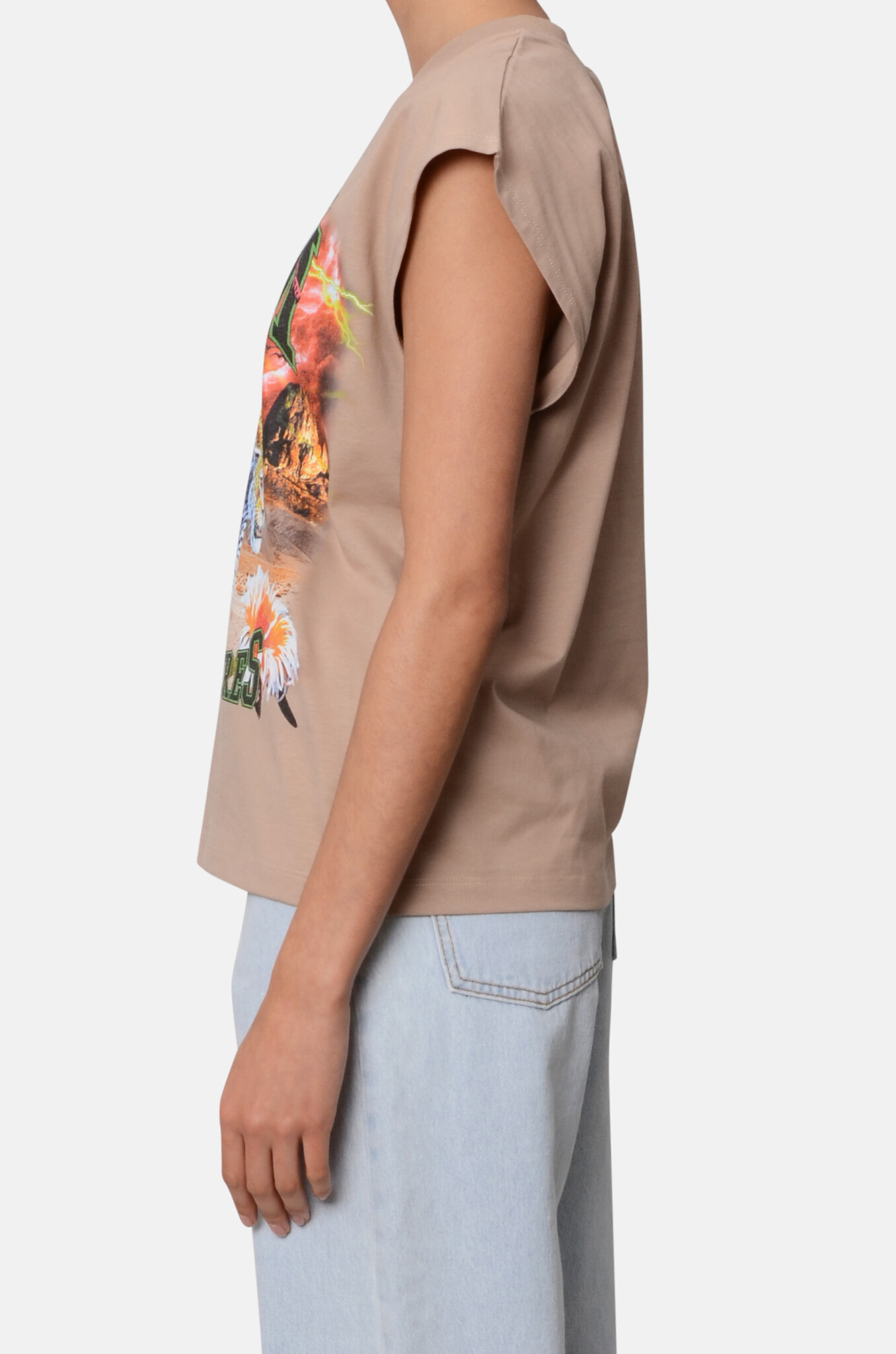 Sleeveless Print Tee in Beige-3