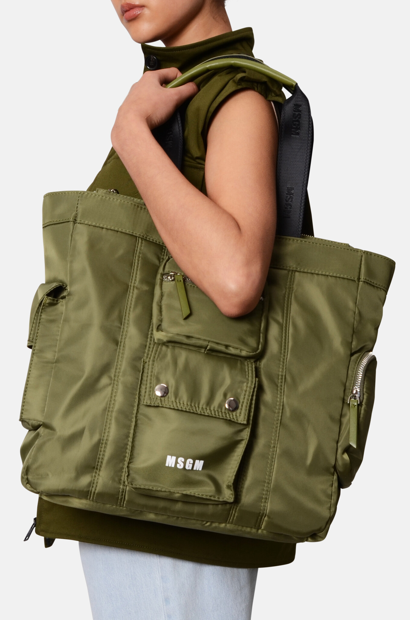 Utility Bag in Khaki-10