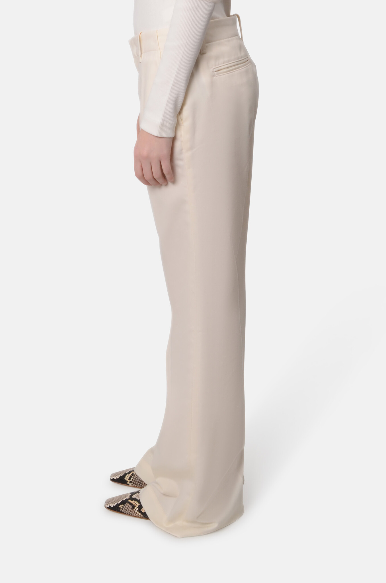 Mid Rise Flared Trouser in Ivory-3