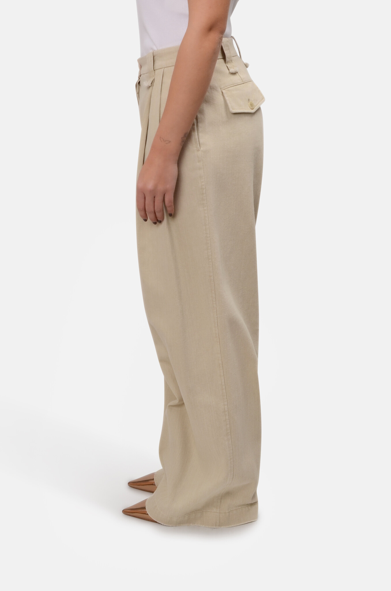 Double Tuck Wide Pants  in Light Beige-3