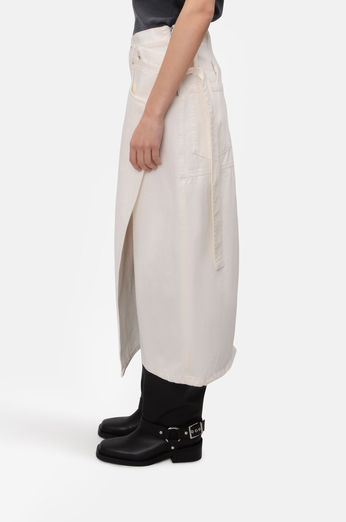 Wrap Long Skirt in Off White-3
