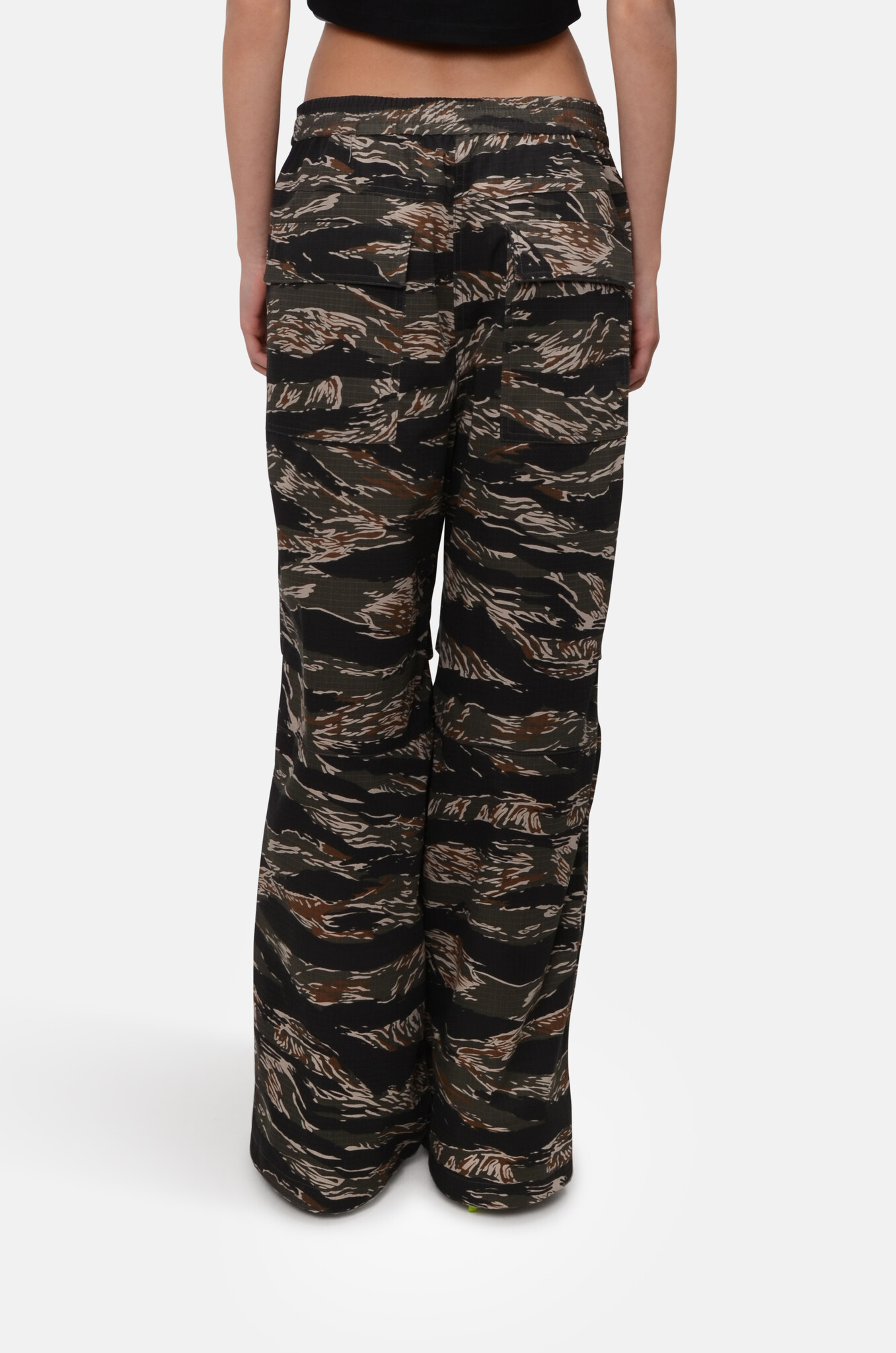 Relaxed Camouflage Pants-4