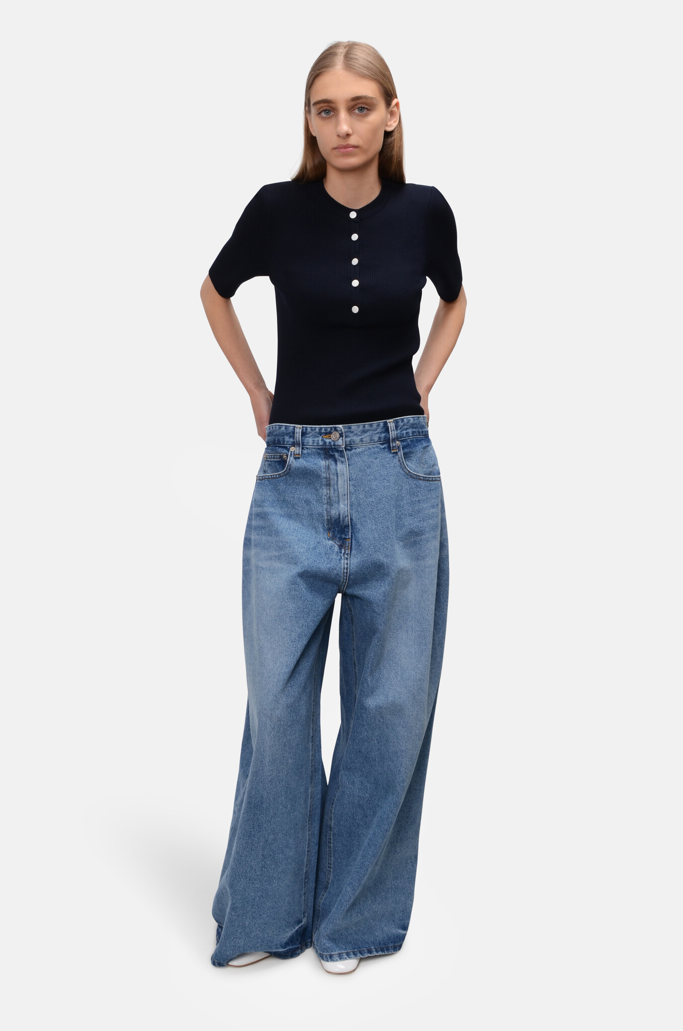 Double Tucked Jeans in Smoke Blue-2