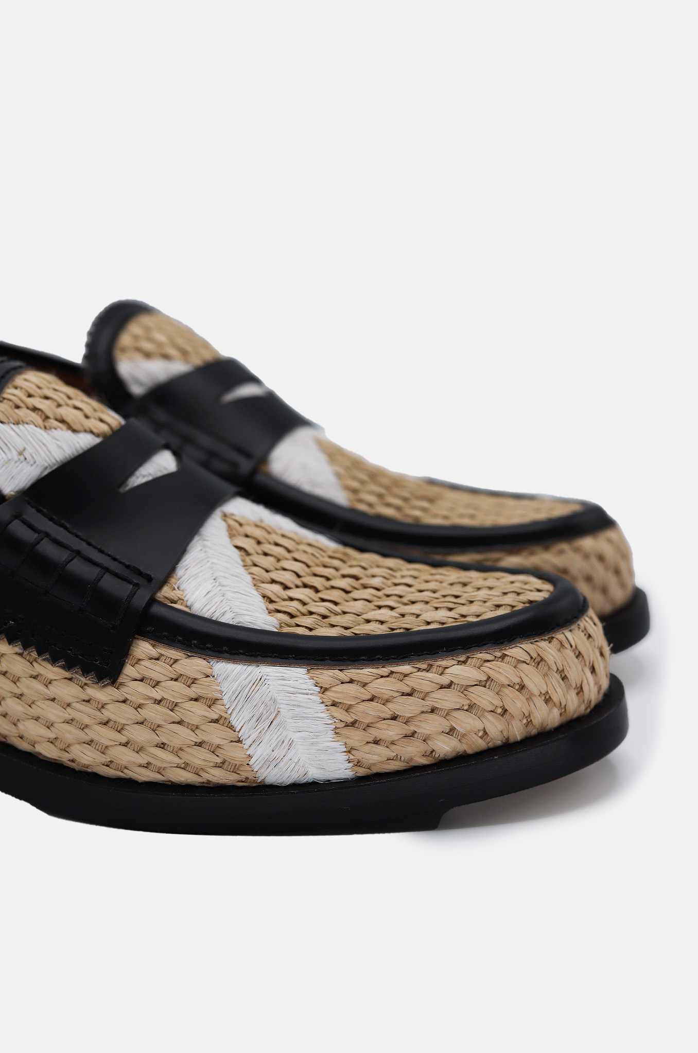 Loafers in Raffia and  Black Leather x White-5