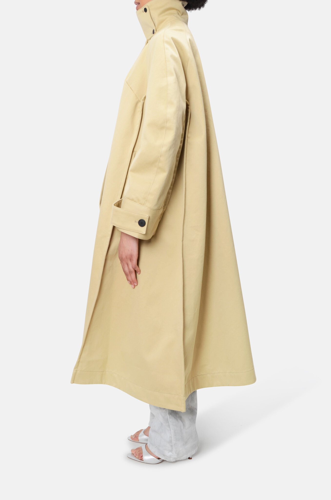 Mercury Coat in Beige-3