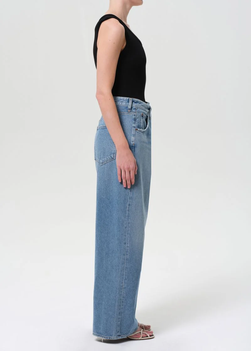 Vana Fold Jean in Mantra-4