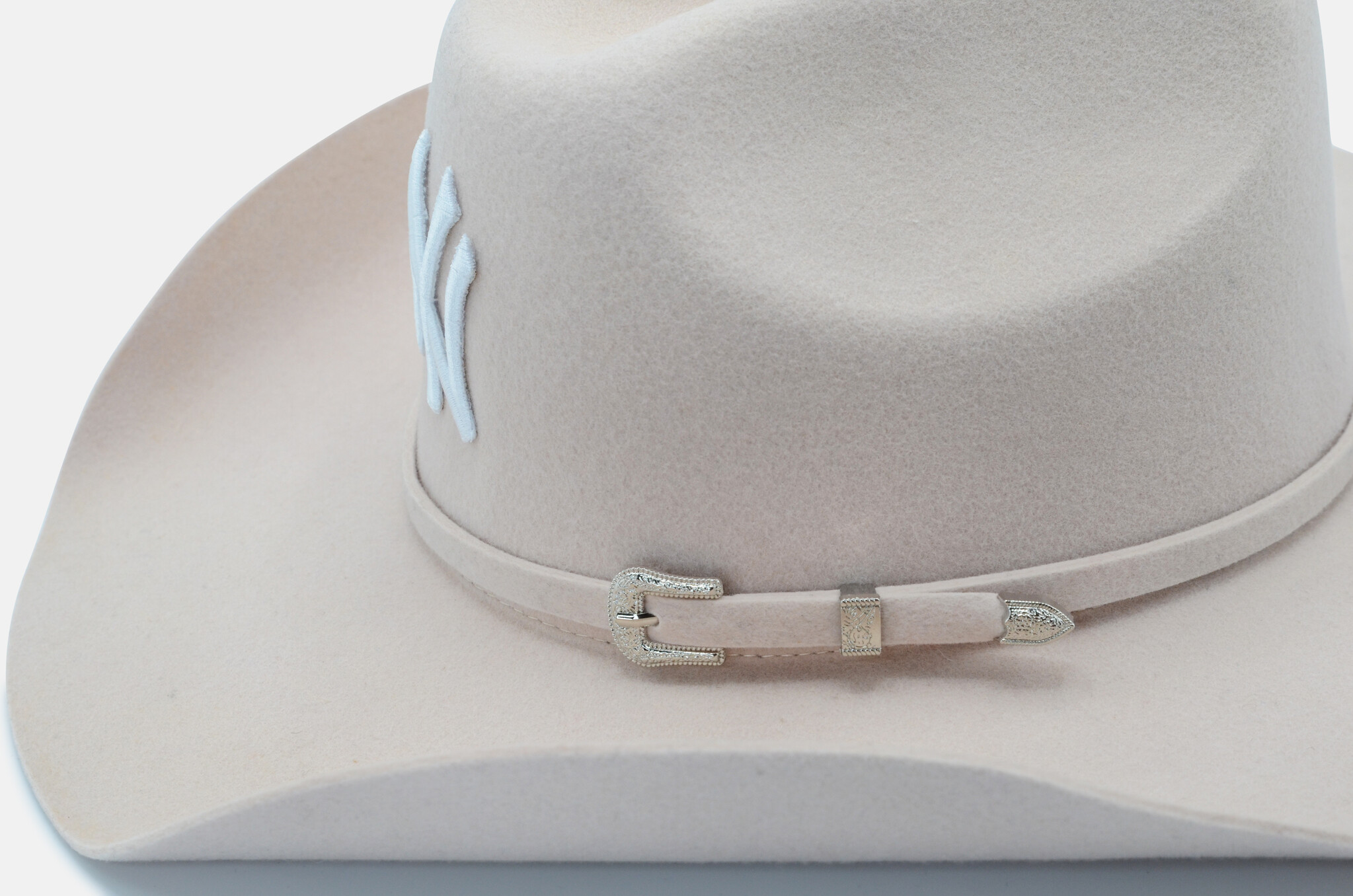 NY Cowboy Hat in Beige-2