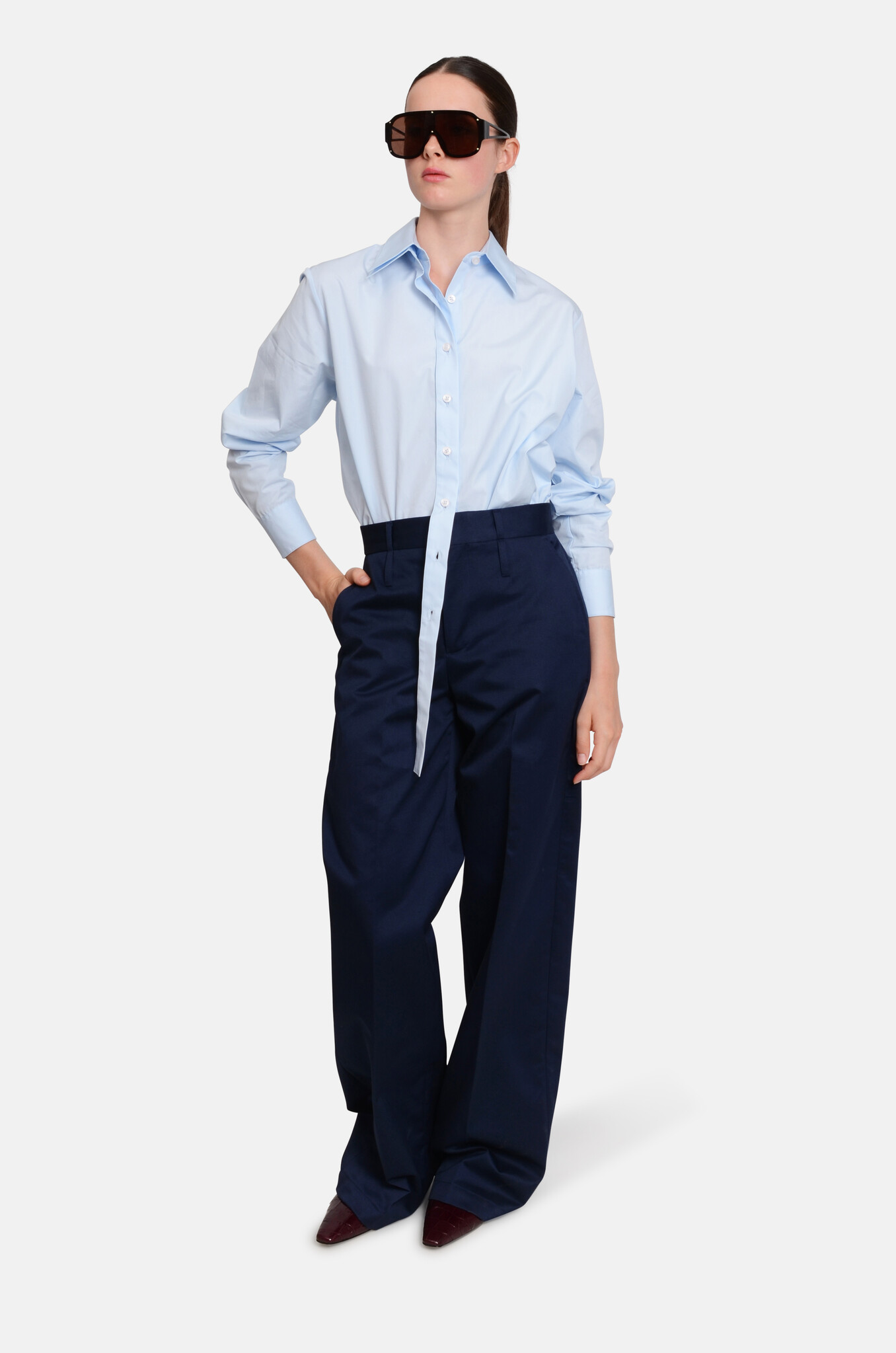 Andes Trousers in Navy-2