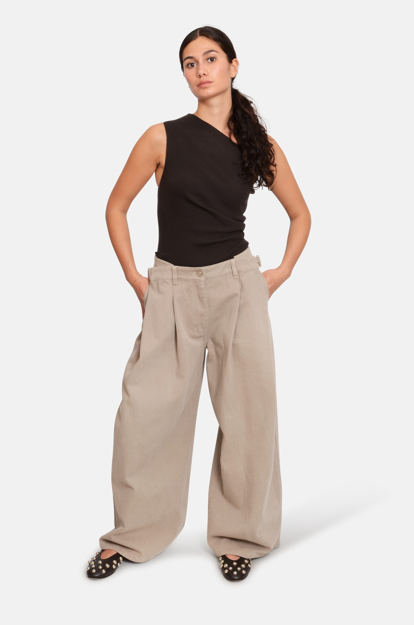 Volumed Wide Fit Denim Pants in Oatmeal-2