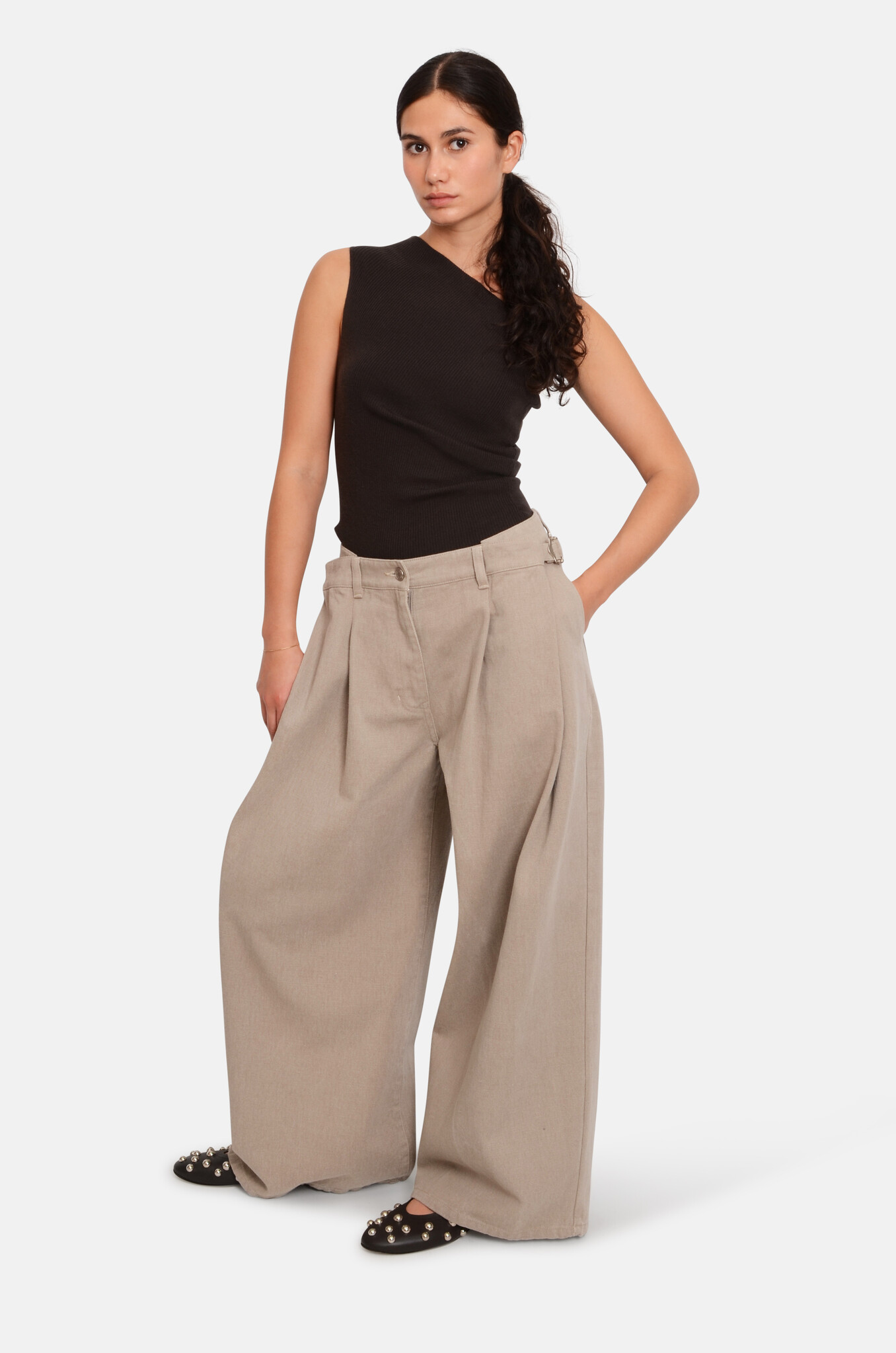 Roxy Cashmere Top in Brownie-2