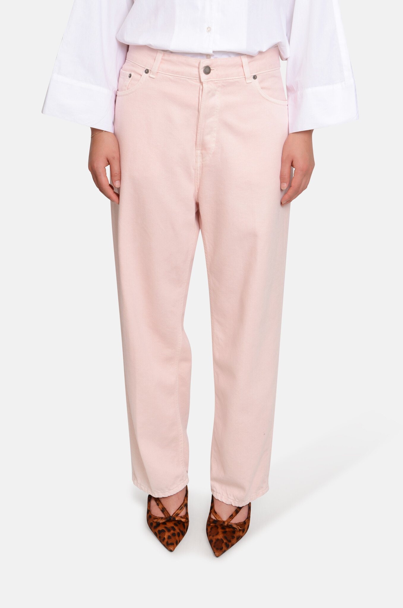 Betty Jeans in Soft Ecru Skin-1