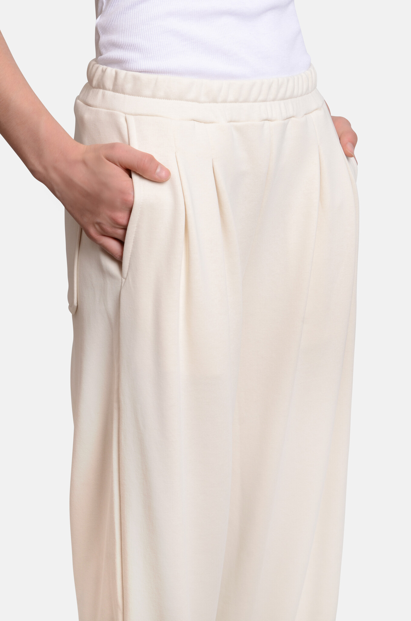 Vince Pants in Ecru-5