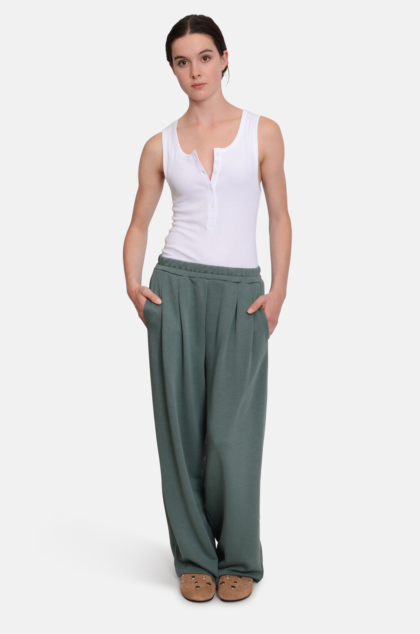 Vince Pants in Pine-2