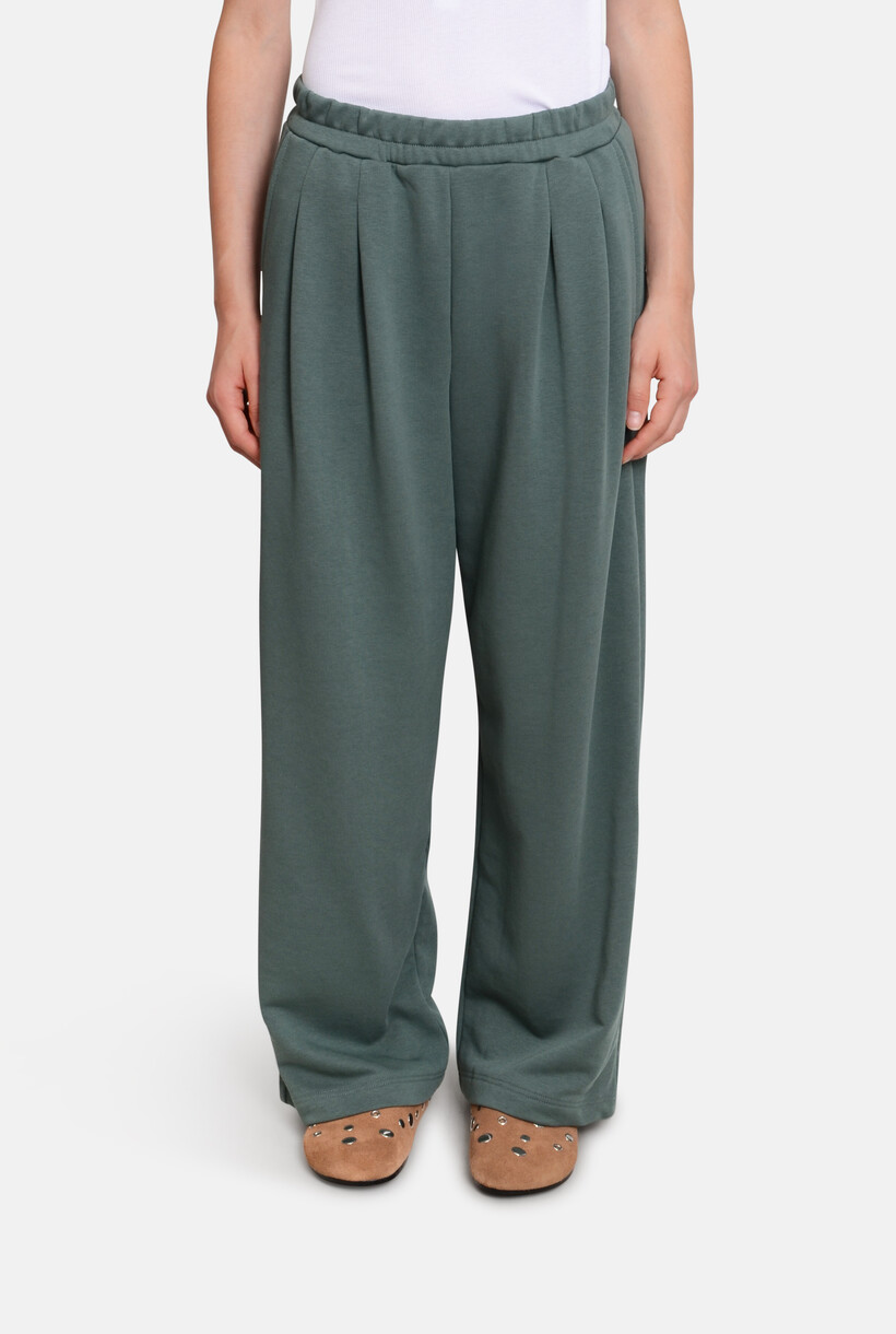 JOGGERS
