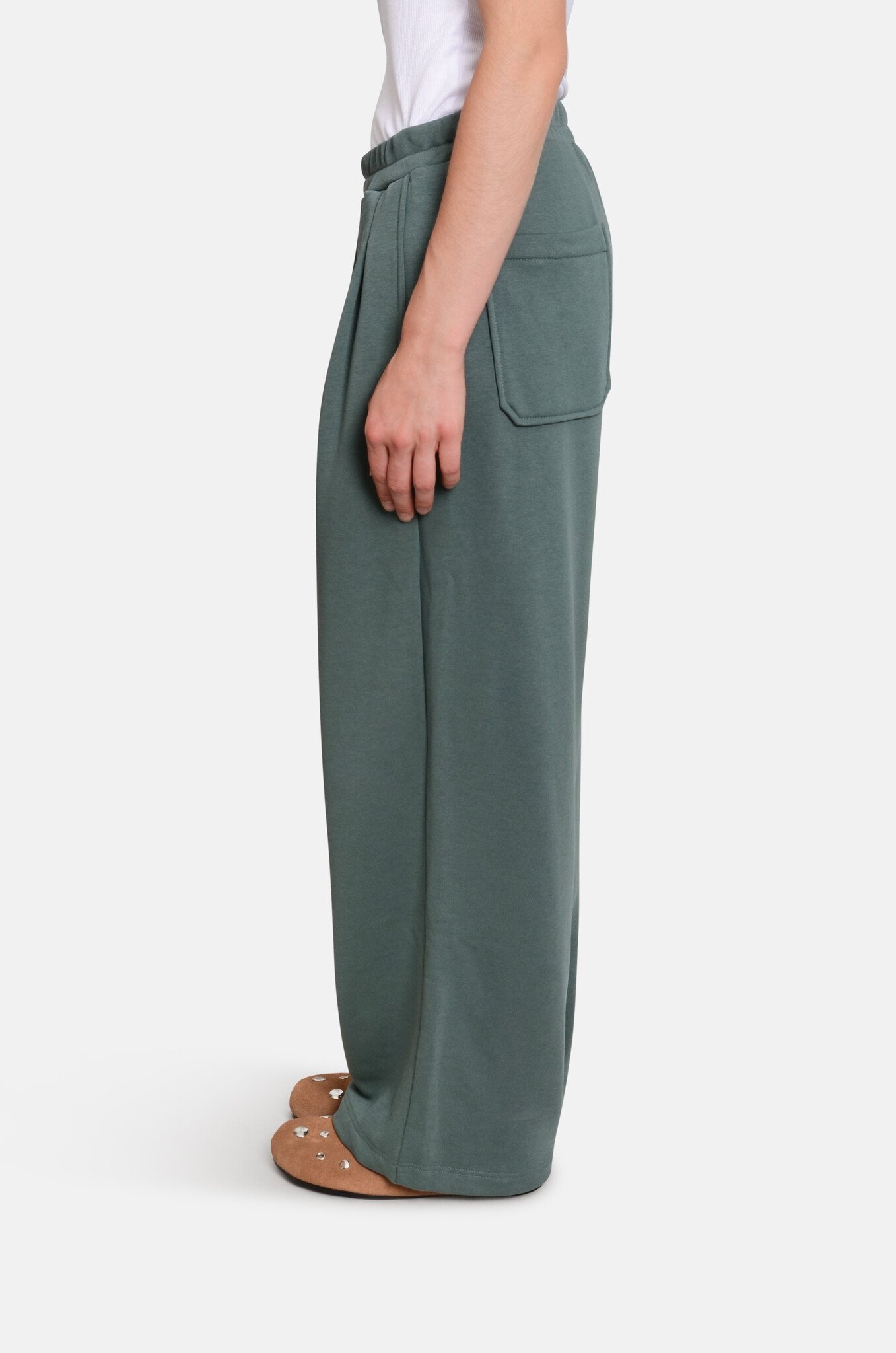 Vince Pants in Pine-3
