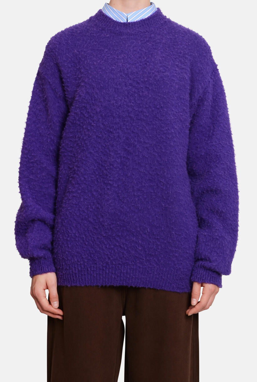 KNITWEAR