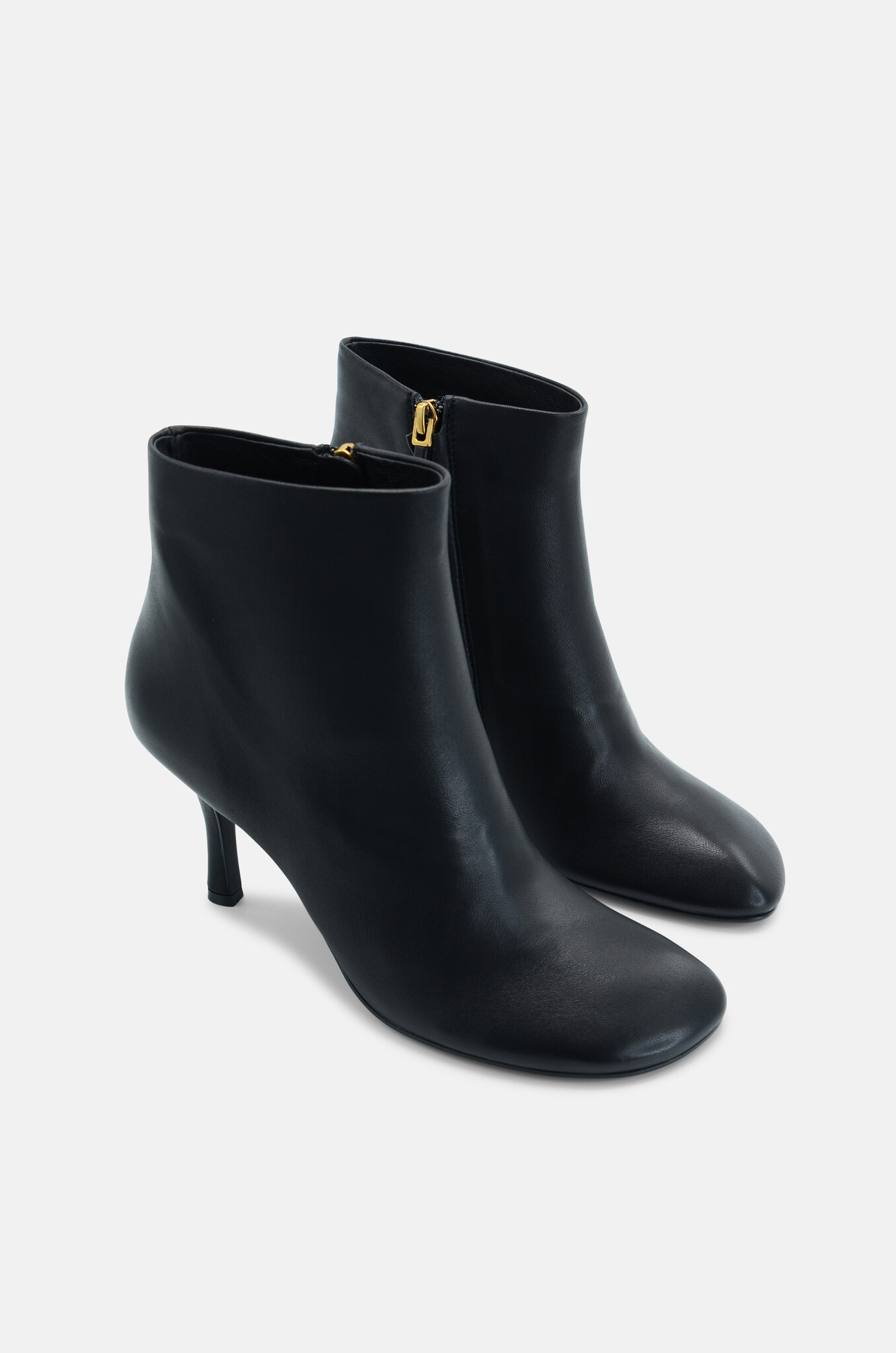 Curved Toe Bootie in Black-4