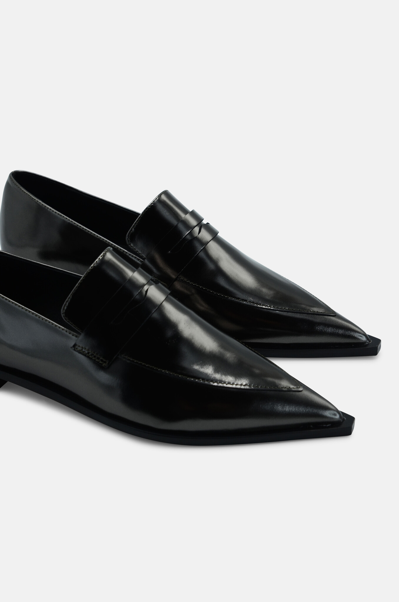 Nolia Pointy Loafer in Metallic Black/Grey-5