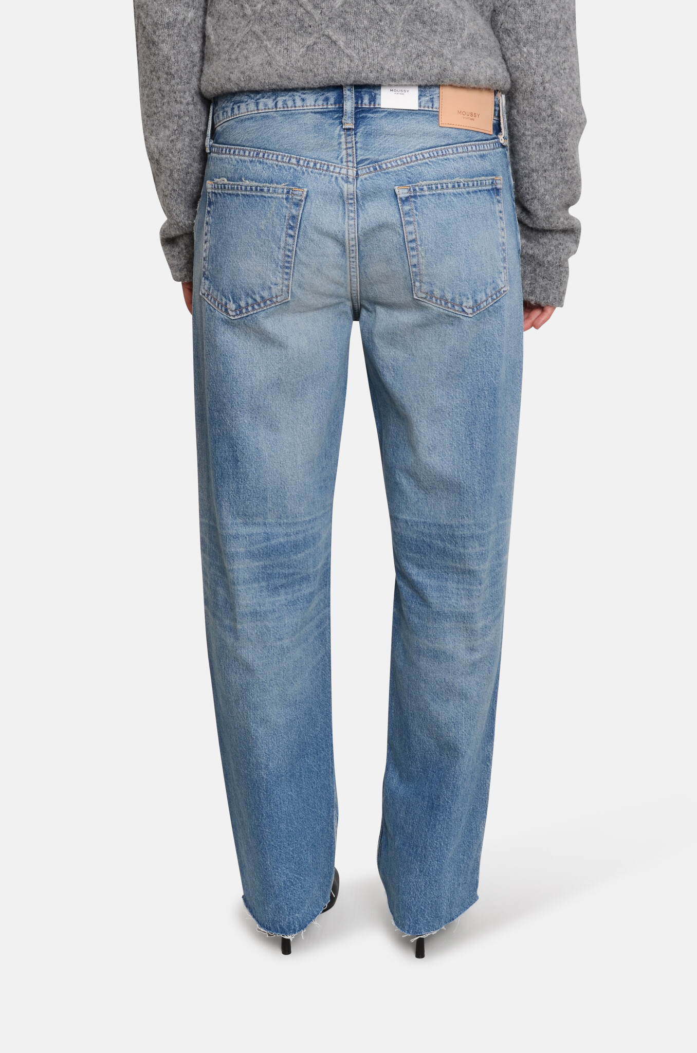 Frankford Straight-Low in Blue-4